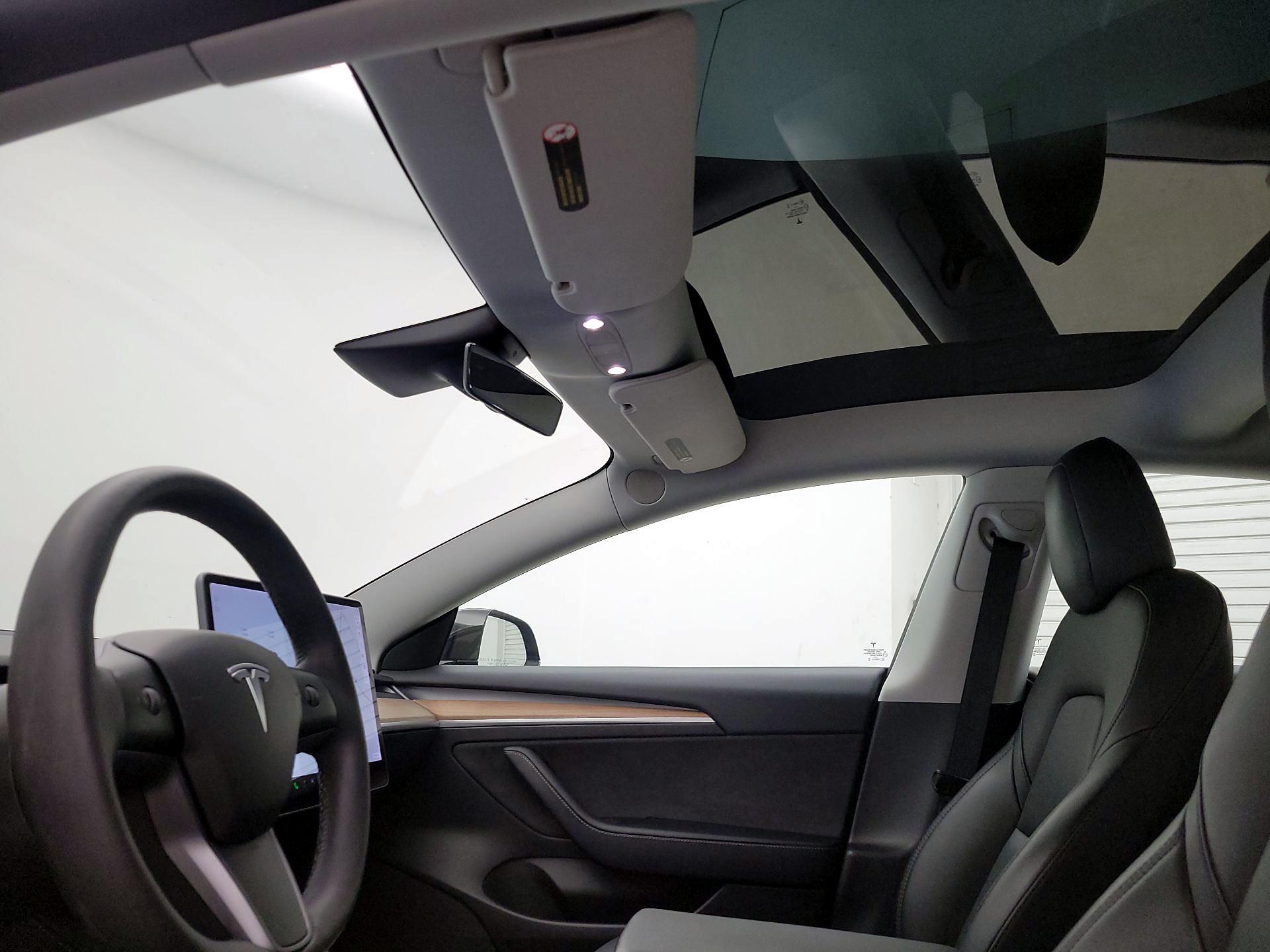 Thumbnail: 2021 Tesla Model 3 - 18