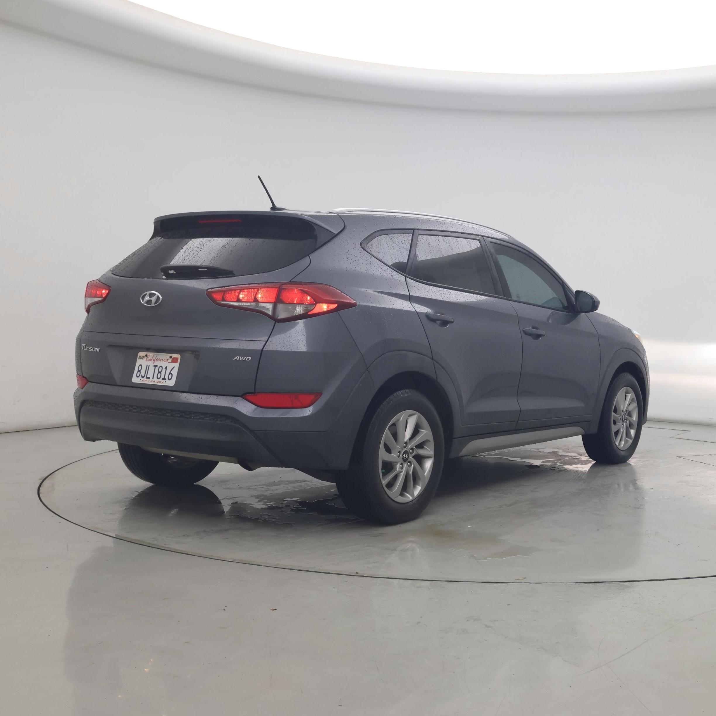 Thumbnail: 2017 Hyundai Tucson - 8