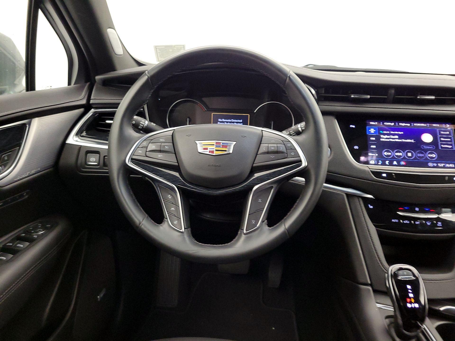 Thumbnail: 2025 Cadillac XT5 - 10