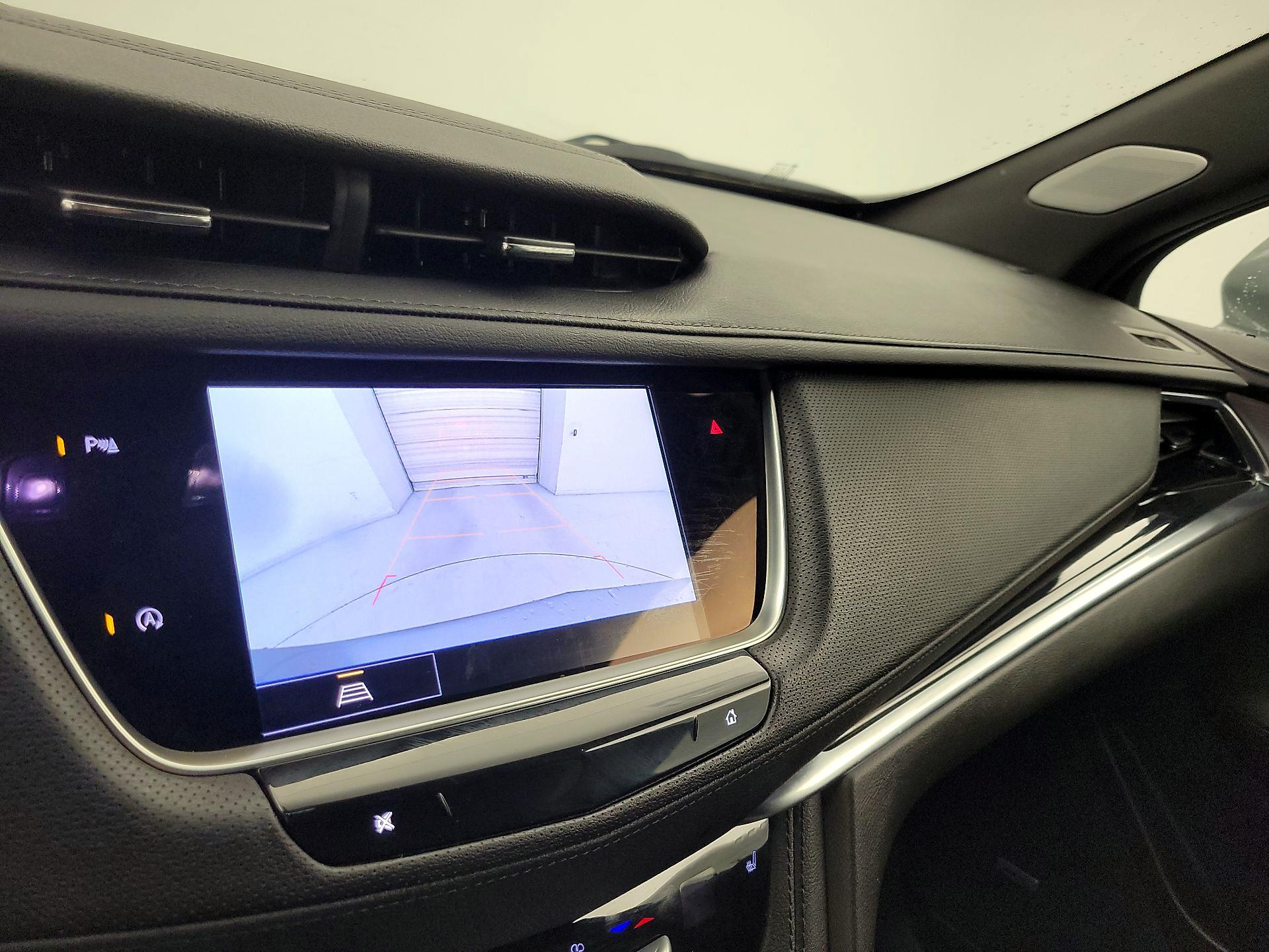 Thumbnail: 2025 Cadillac XT5 - 14