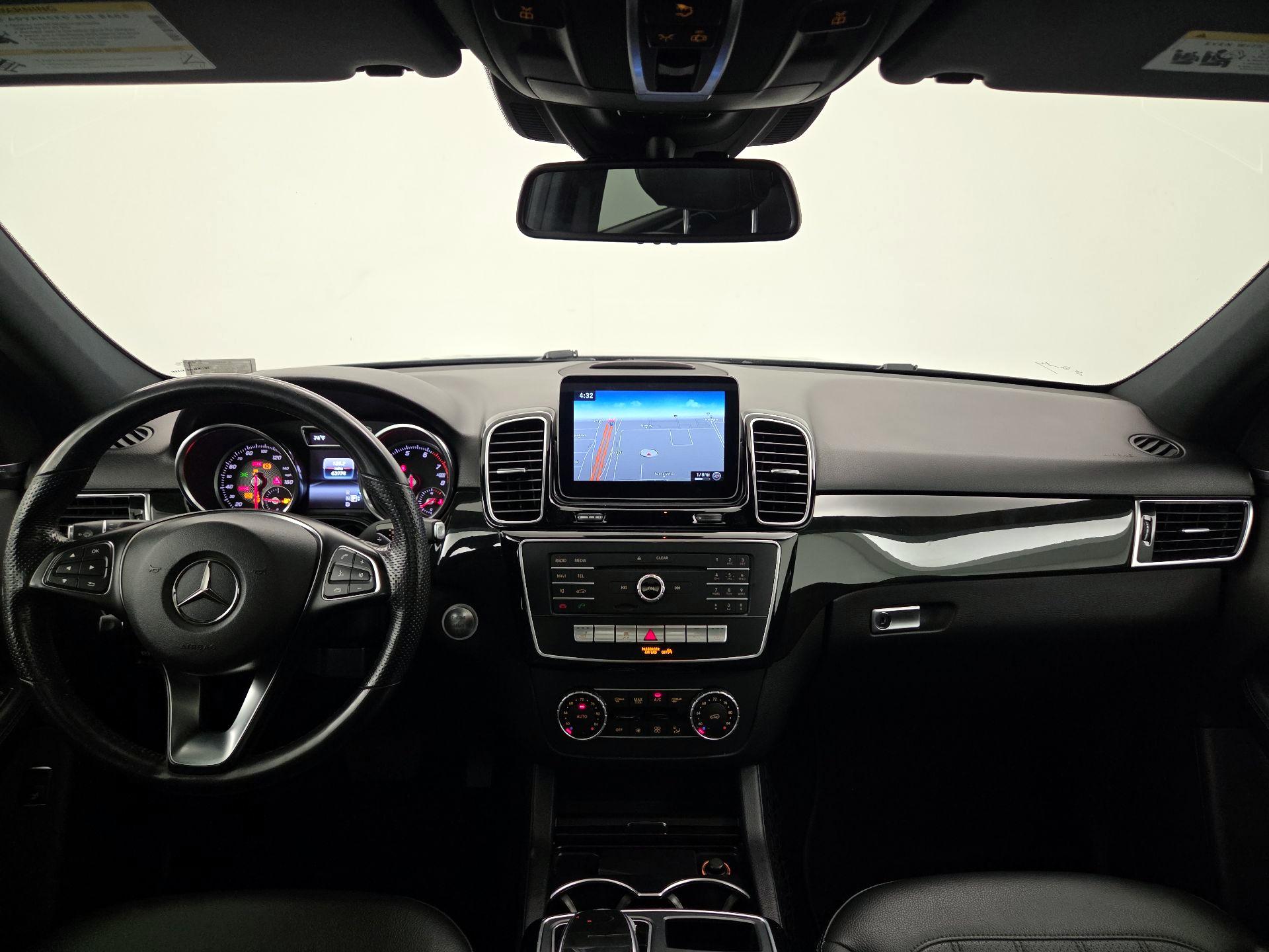 Thumbnail: 2018 Mercedes-Benz GLE - 9