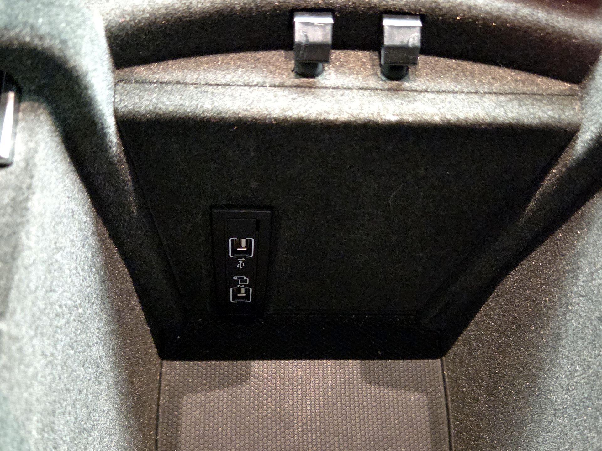 Thumbnail: 2018 Mercedes-Benz GLE - 19