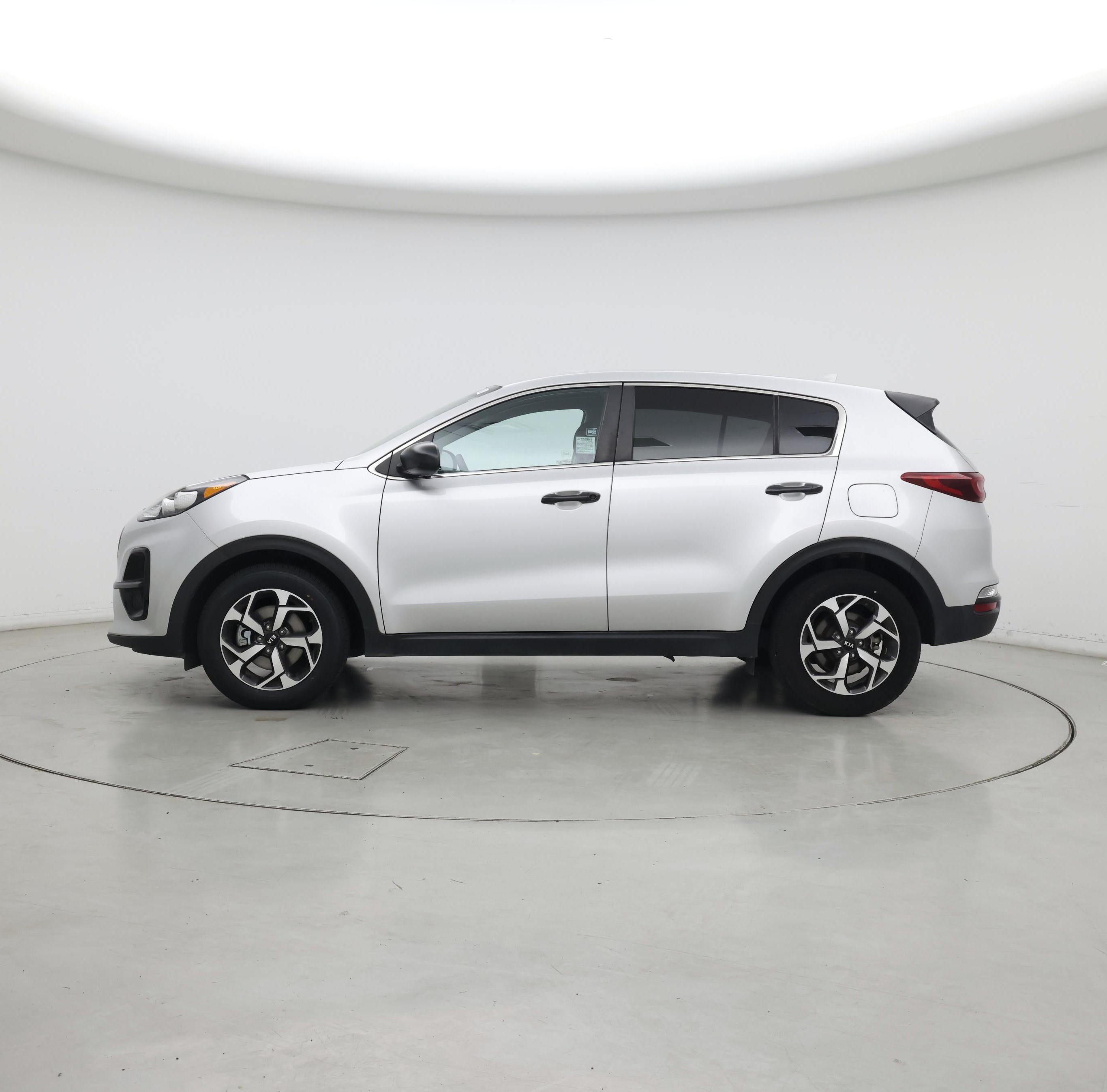 Thumbnail: 2020 Kia Sportage - 3