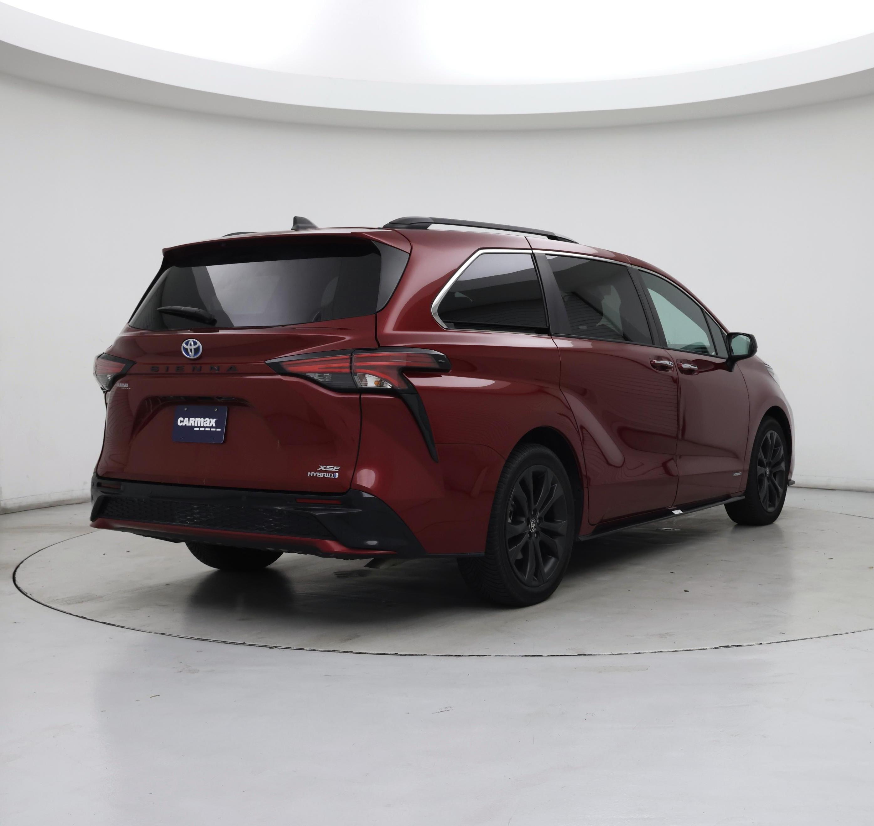 Thumbnail: 2021 Toyota Sienna - 8