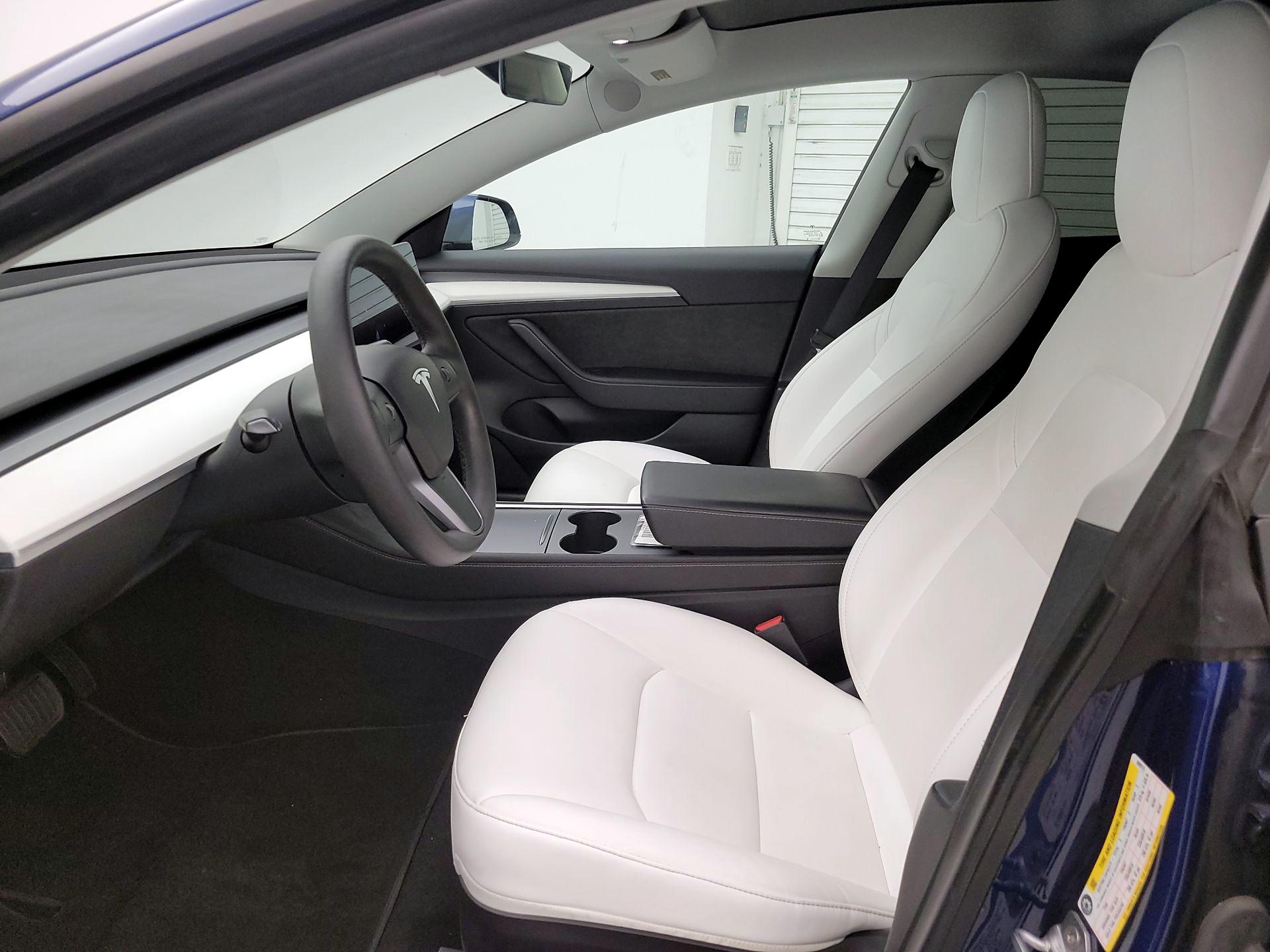 Thumbnail: 2021 Tesla Model 3 - 11