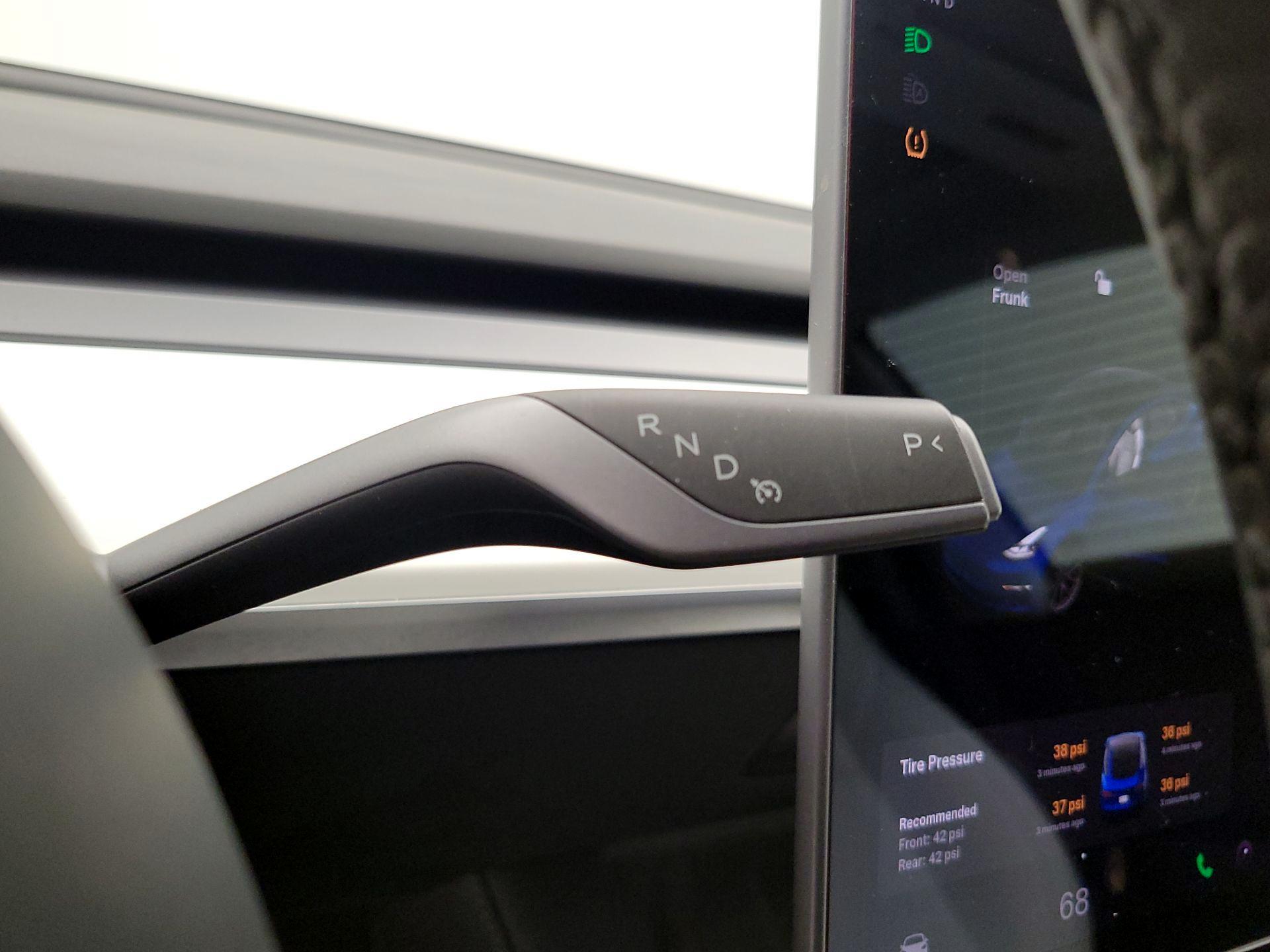 Thumbnail: 2021 Tesla Model 3 - 17