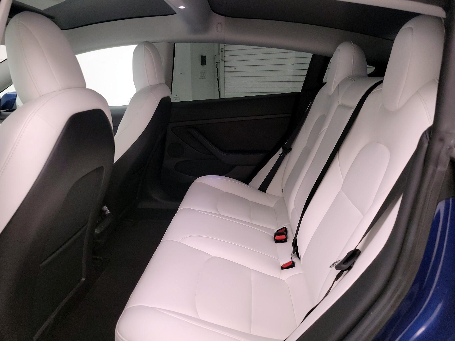 Thumbnail: 2021 Tesla Model 3 - 18