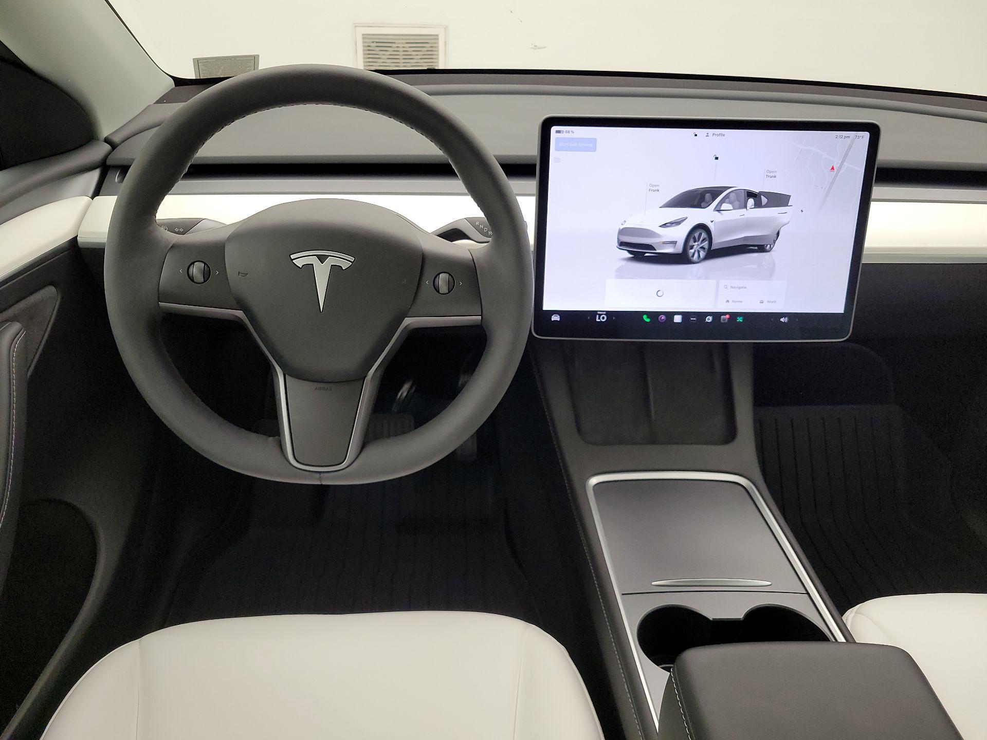 Thumbnail: 2024 Tesla Model Y - 10