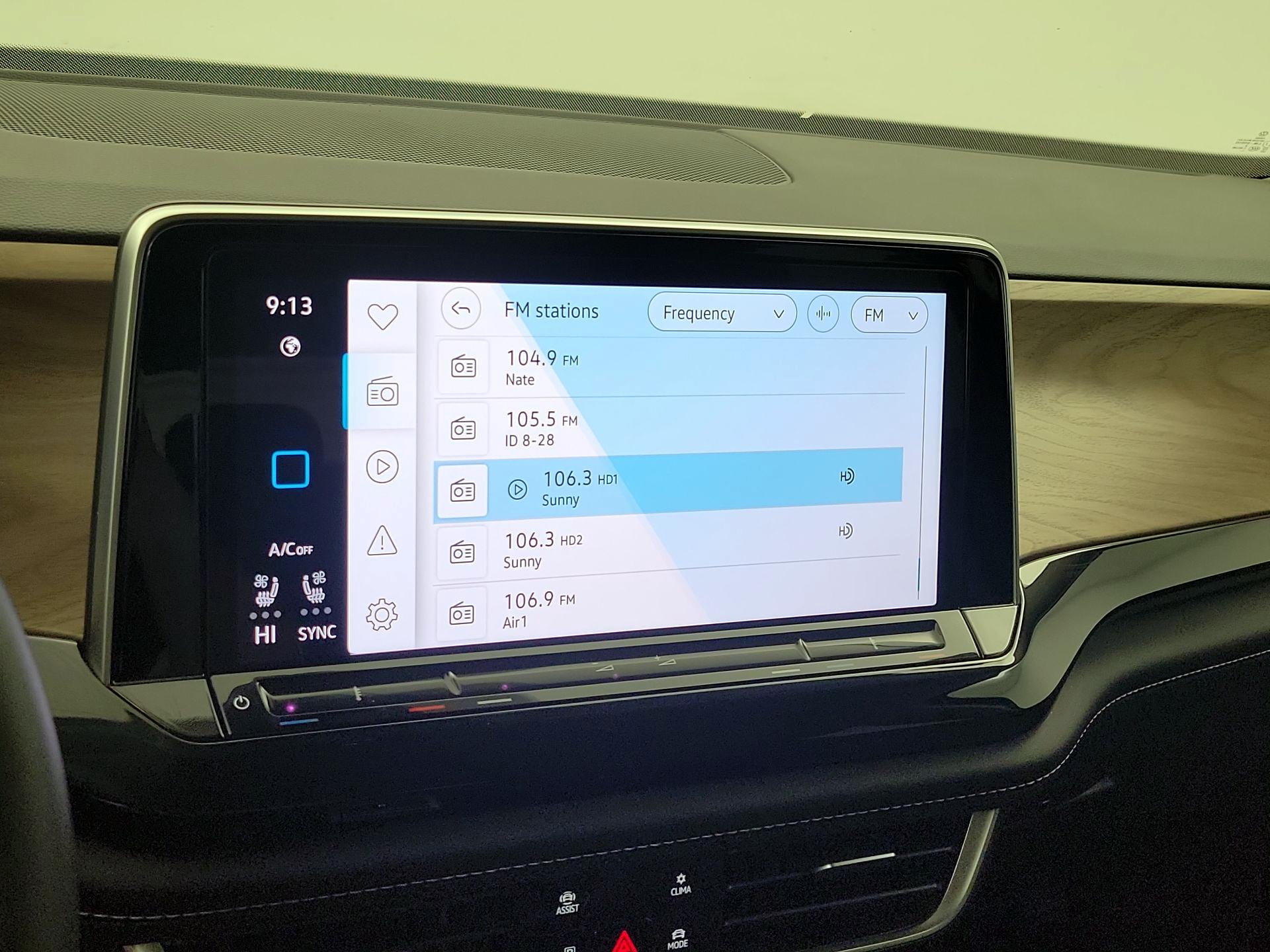 Thumbnail: 2025 Volkswagen Atlas - 15