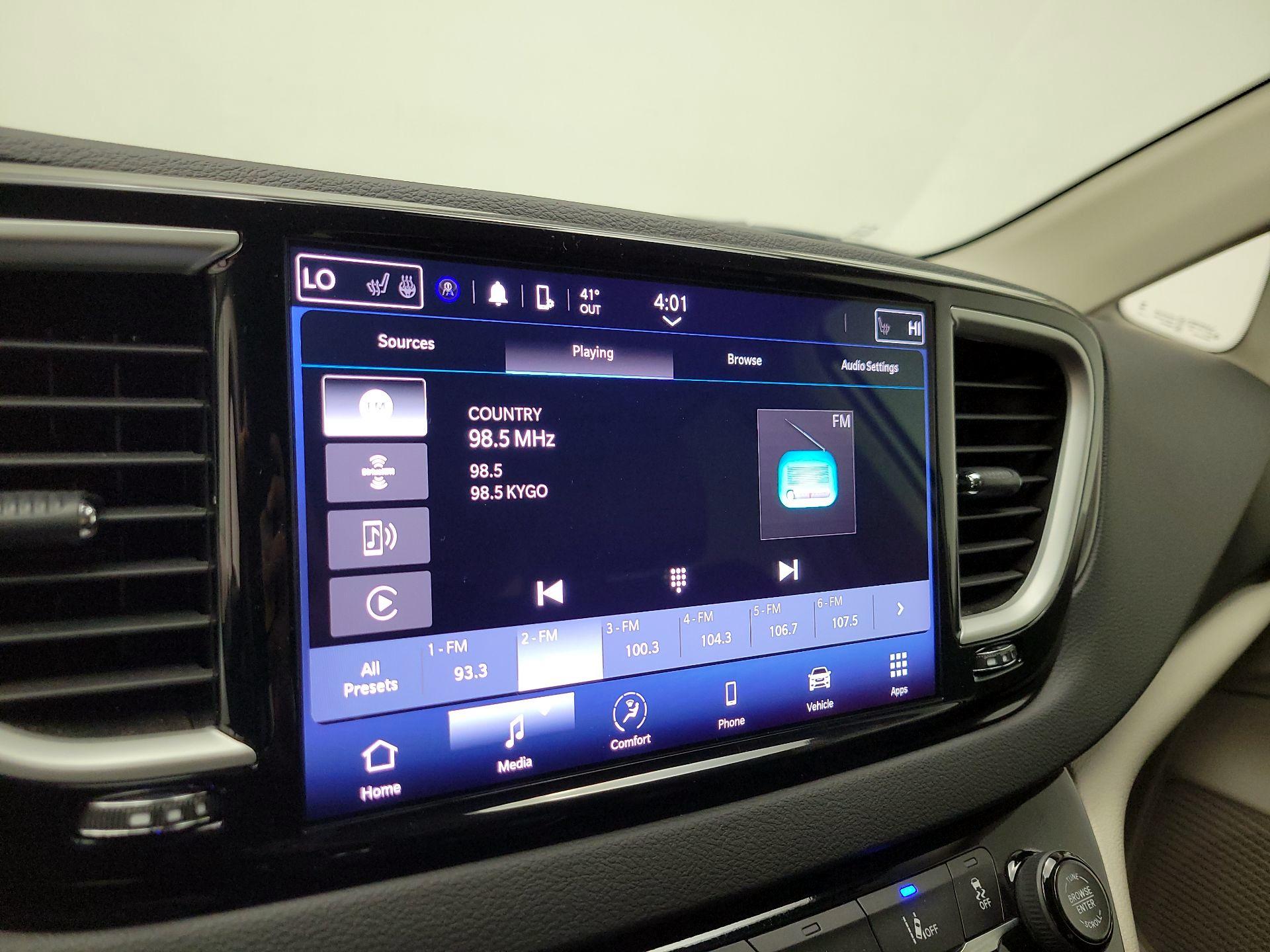 Thumbnail: 2024 Chrysler Pacifica - 15