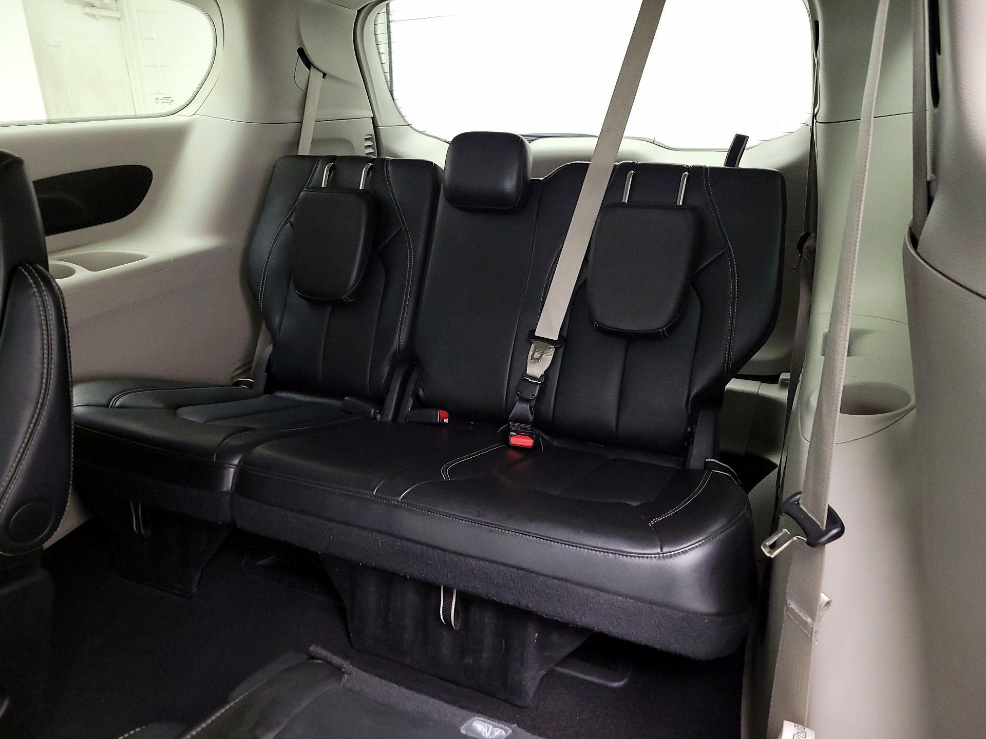 Thumbnail: 2024 Chrysler Pacifica - 20