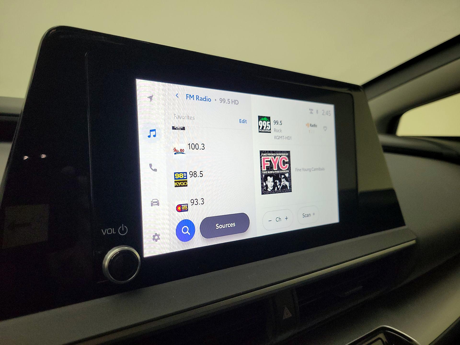 Thumbnail: 2024 Toyota Prius - 15