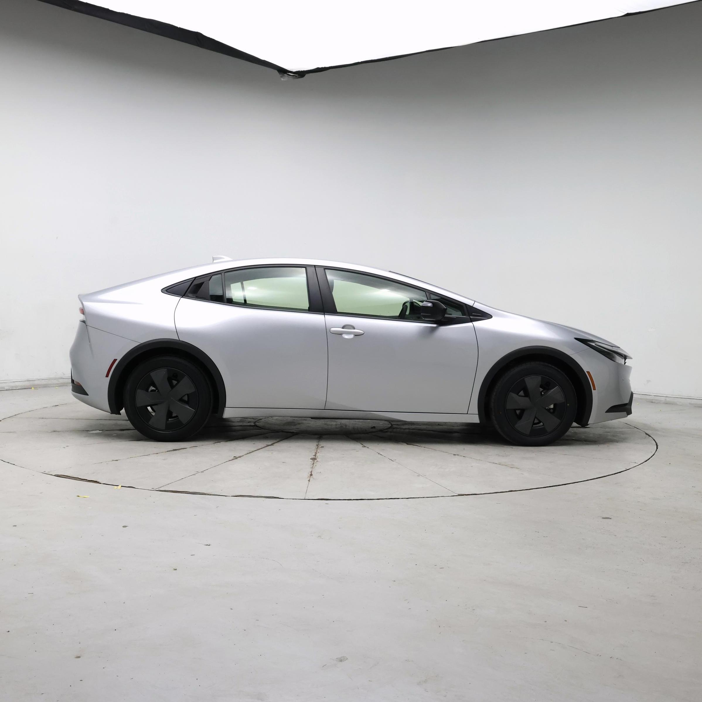 Thumbnail: 2024 Toyota Prius - 7