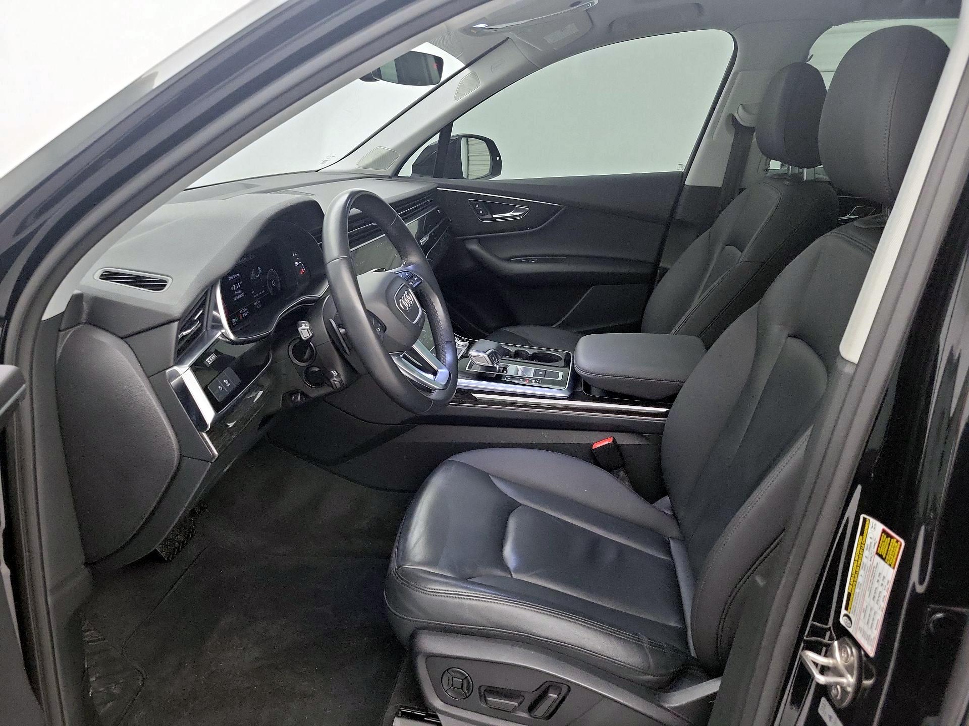 Thumbnail: 2022 Audi Q7 - 11