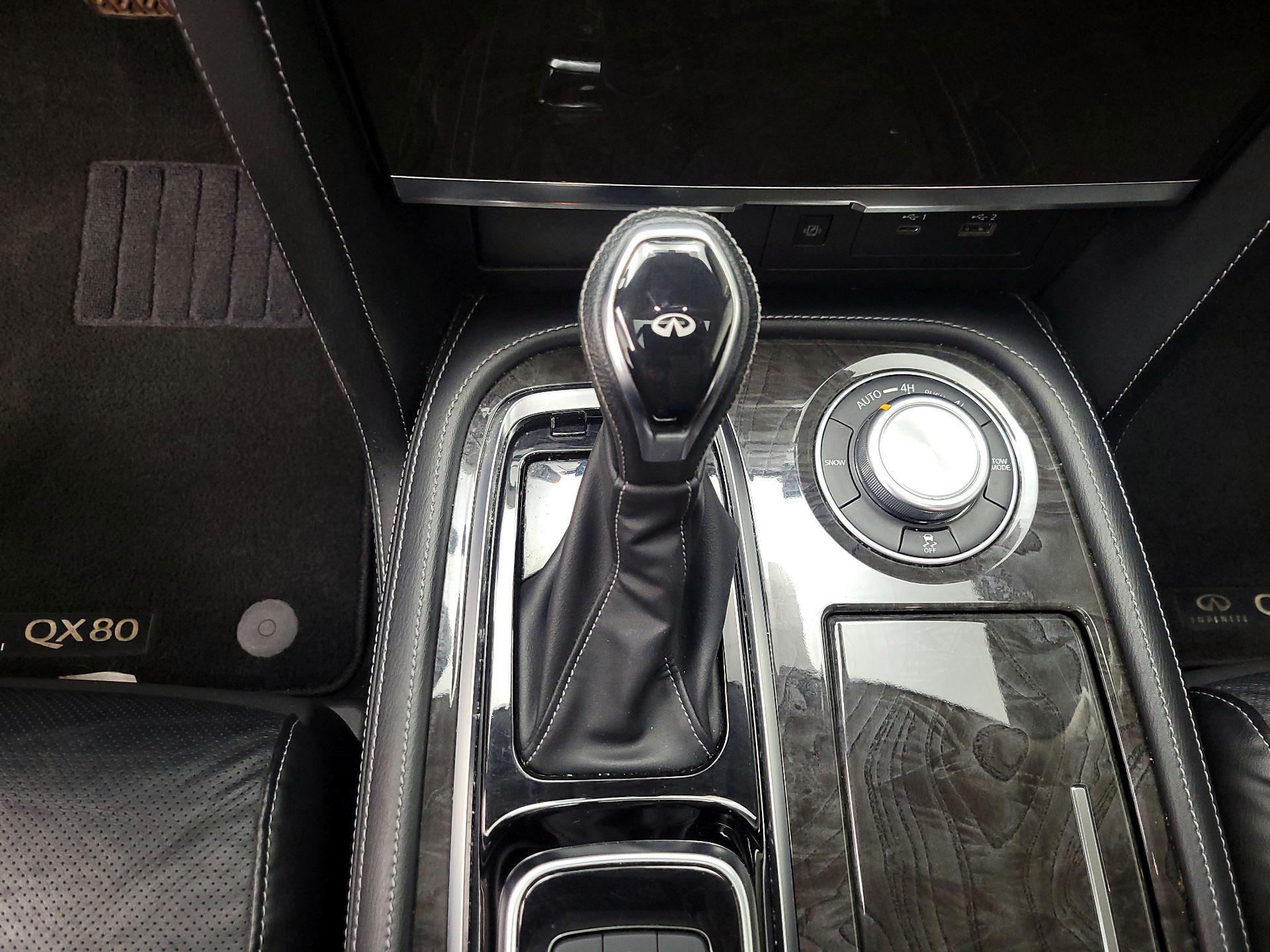 Thumbnail: 2024 INFINITI QX80 - 18