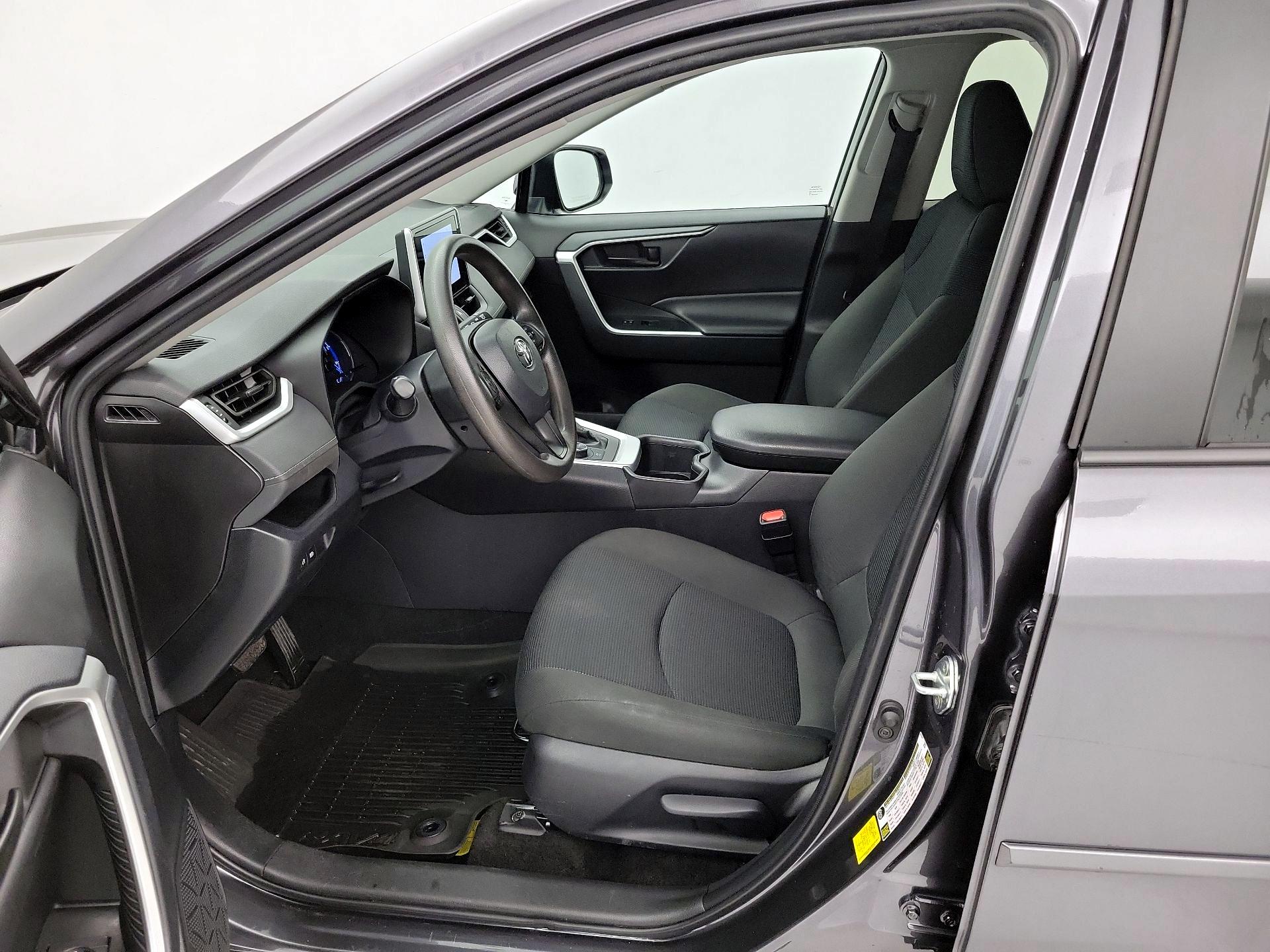 Thumbnail: 2024 Toyota RAV4 - 11