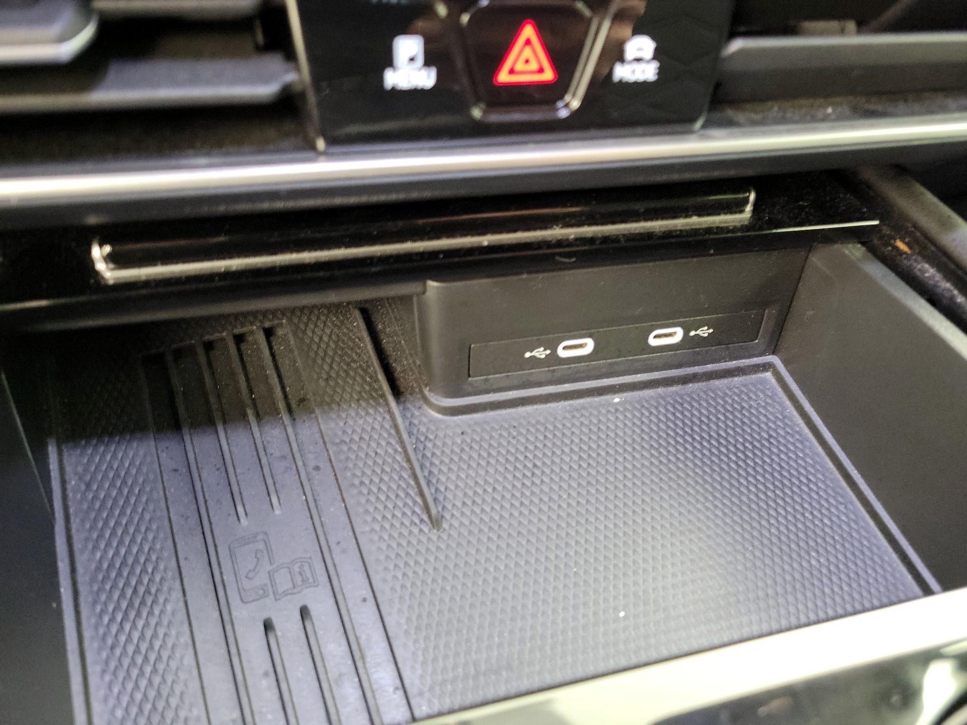 Thumbnail: 2025 Volkswagen Atlas - 18