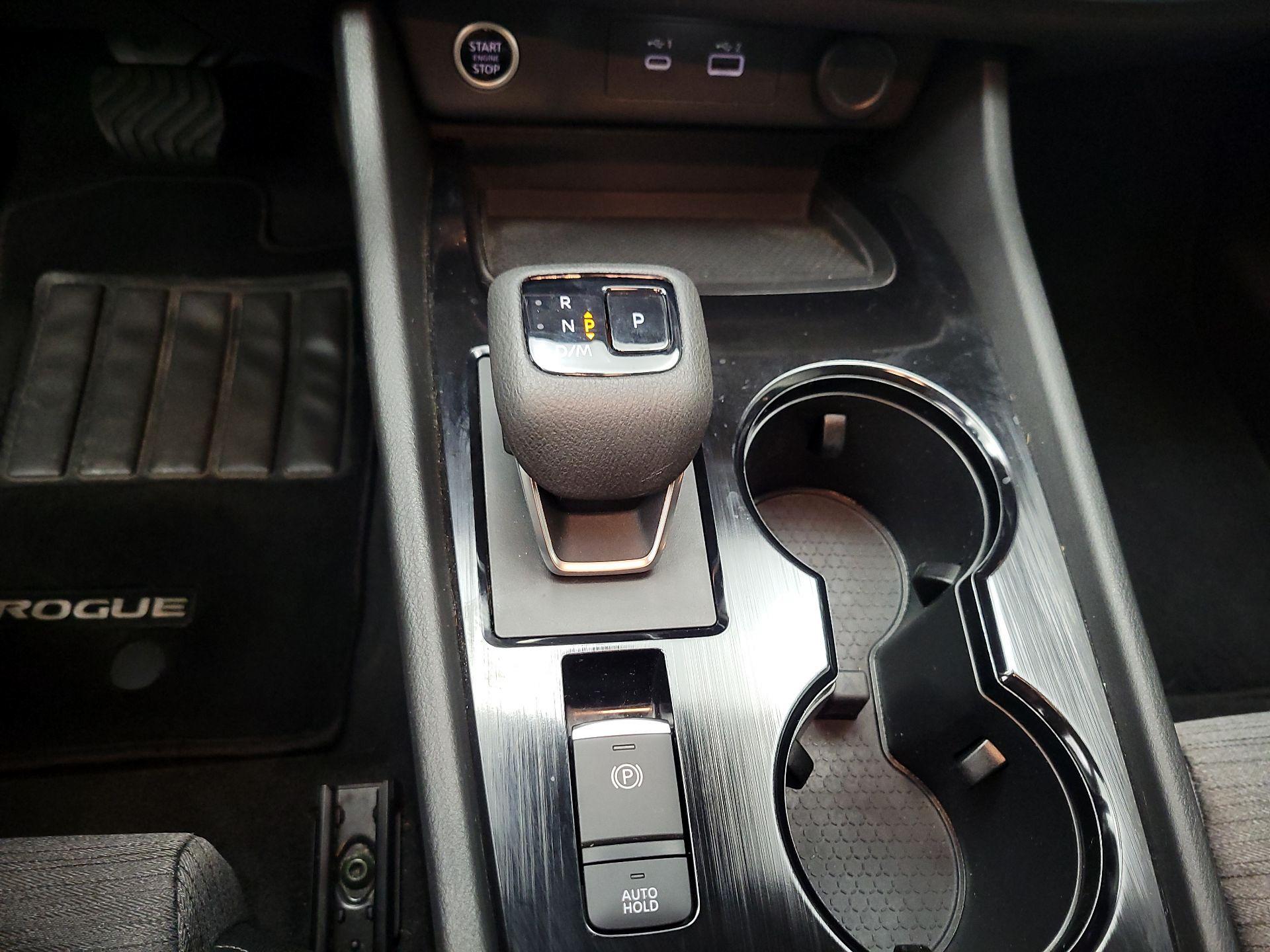 Thumbnail: 2021 Nissan Rogue - 17