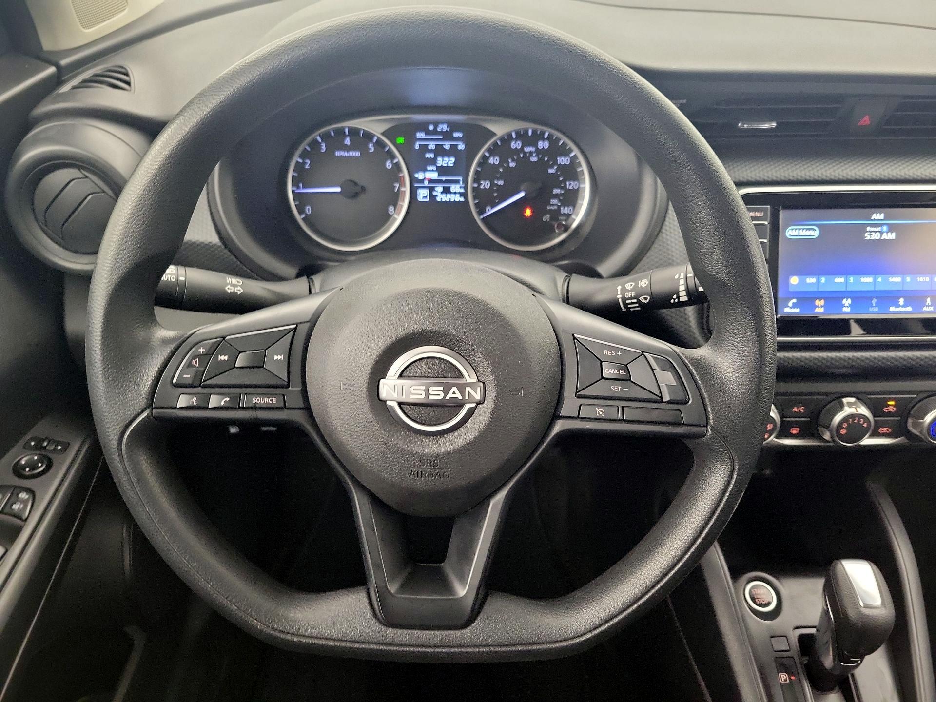 Thumbnail: 2023 Nissan Kicks - 10