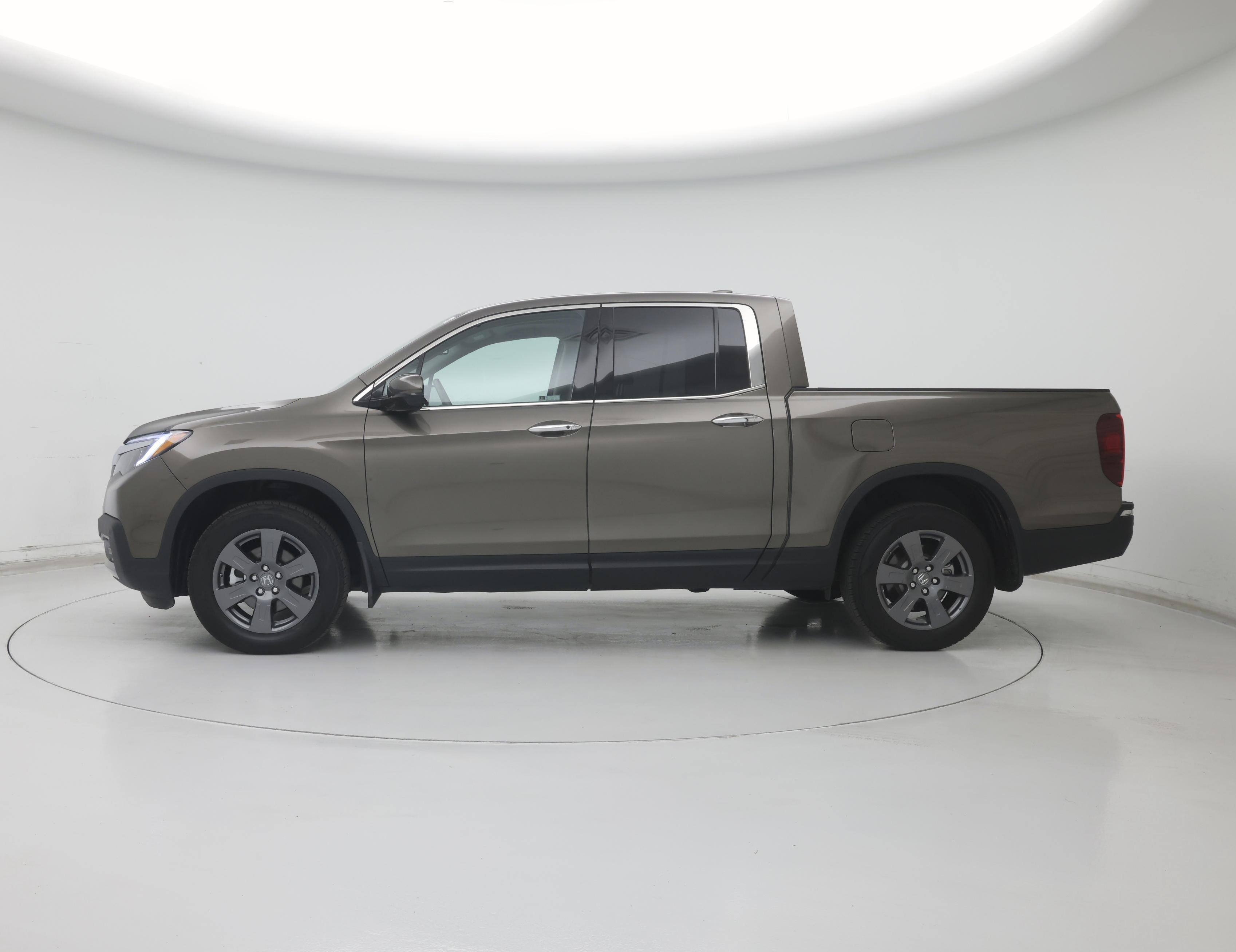 Thumbnail: 2020 Honda Ridgeline - 3