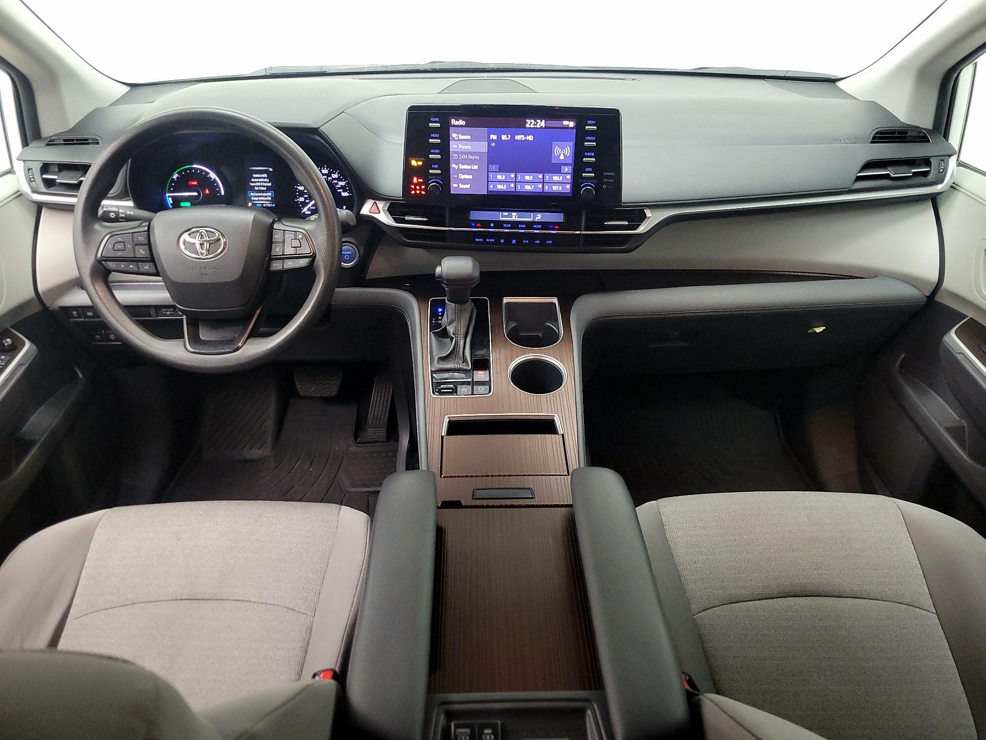 Thumbnail: 2024 Toyota Sienna - 9