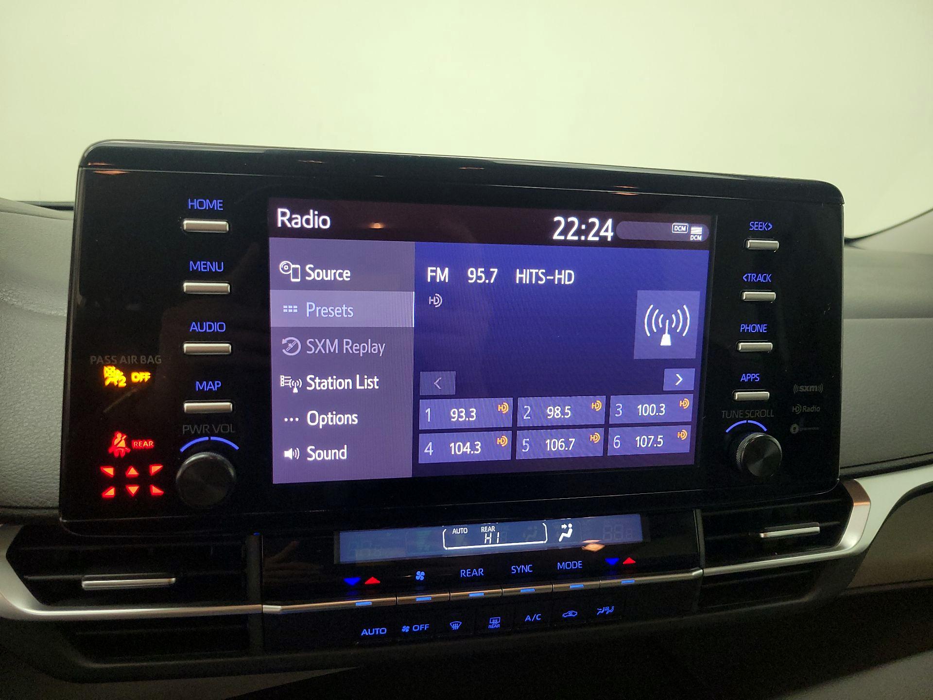 Thumbnail: 2024 Toyota Sienna - 15