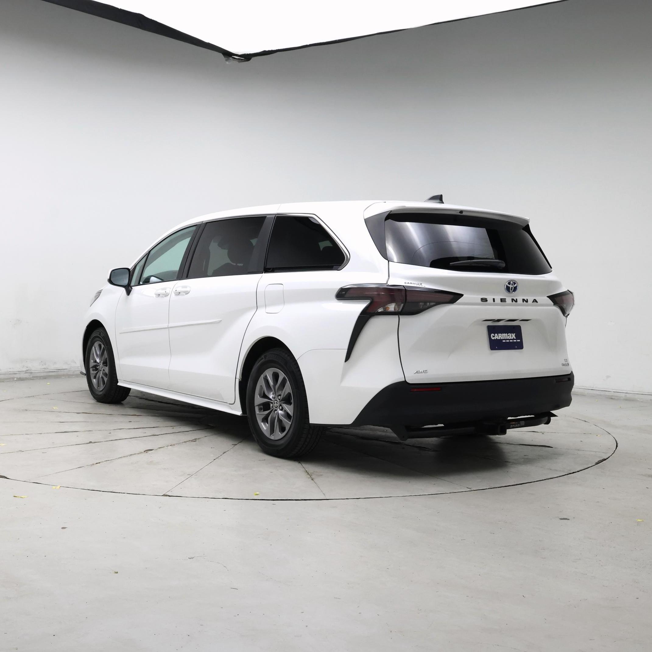 Thumbnail: 2024 Toyota Sienna - 2