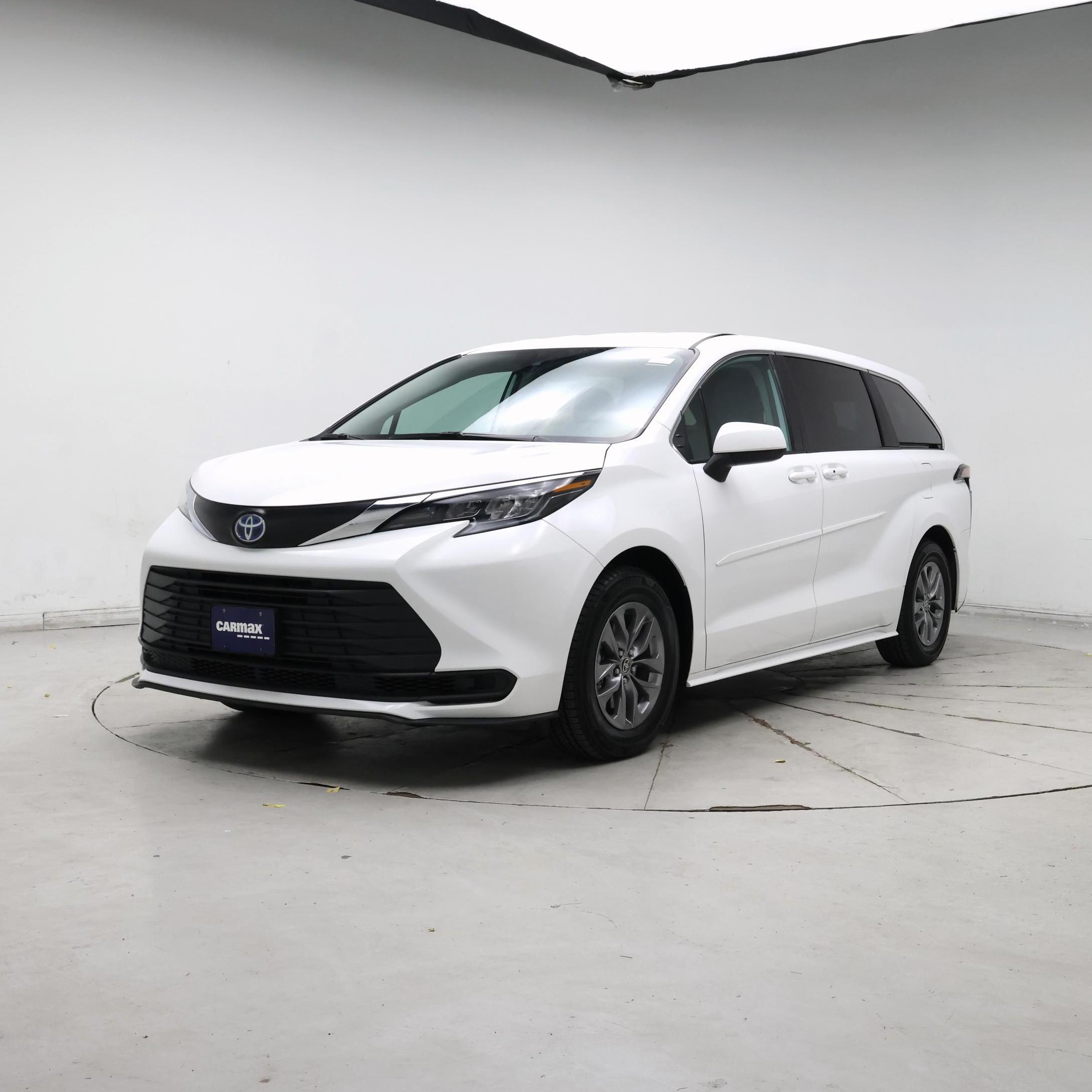 Thumbnail: 2024 Toyota Sienna - 4