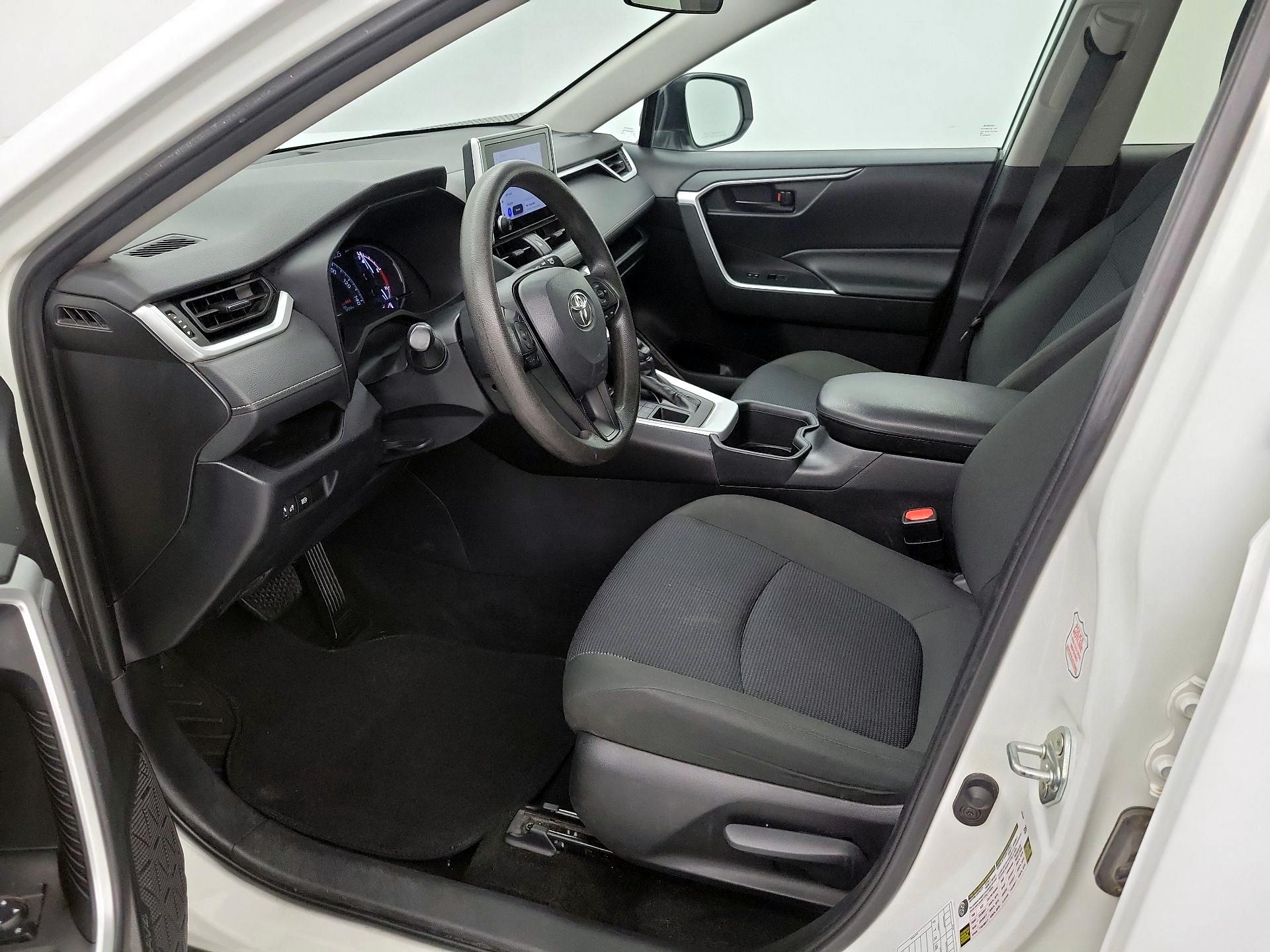 Thumbnail: 2024 Toyota RAV4 - 11