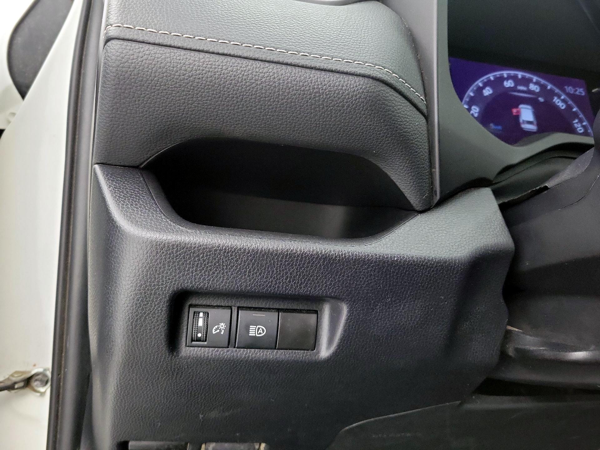 Thumbnail: 2024 Toyota RAV4 - 13