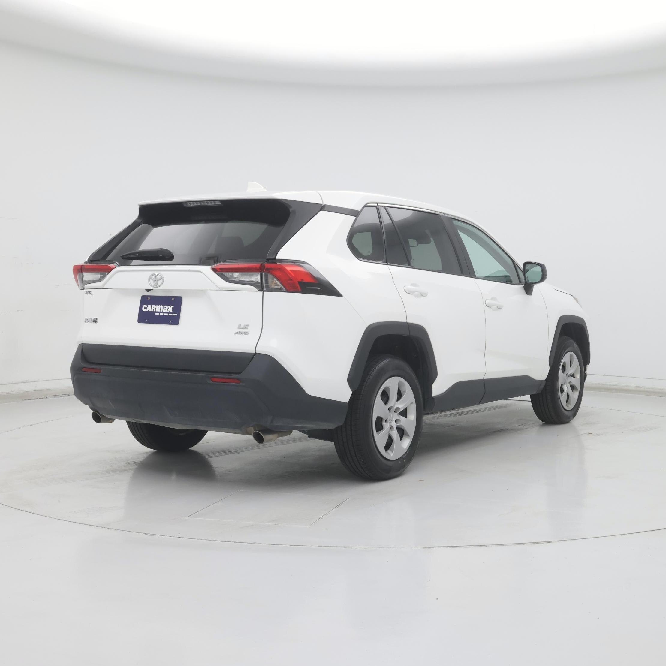 Thumbnail: 2024 Toyota RAV4 - 8