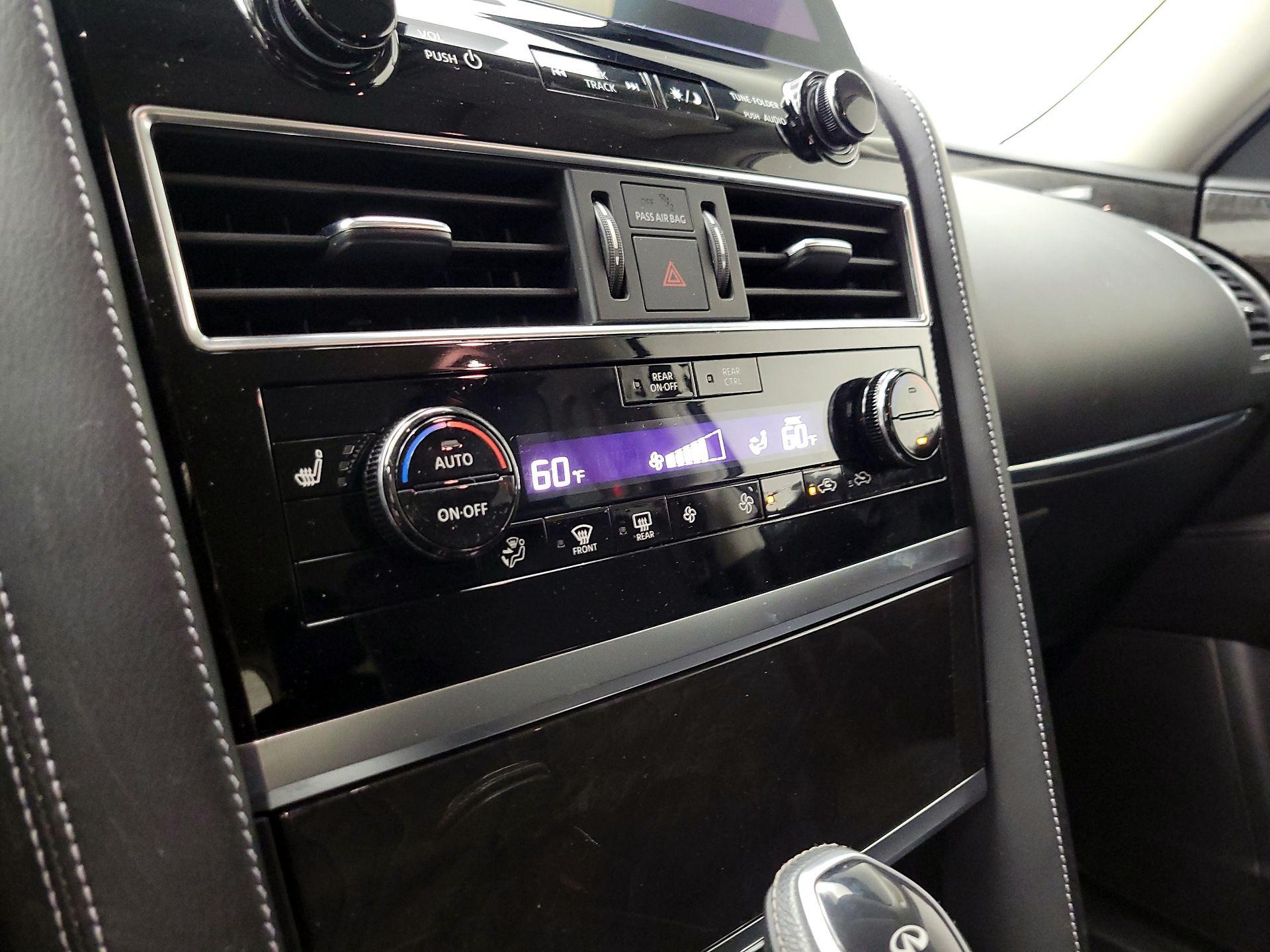 Thumbnail: 2024 INFINITI QX80 - 17