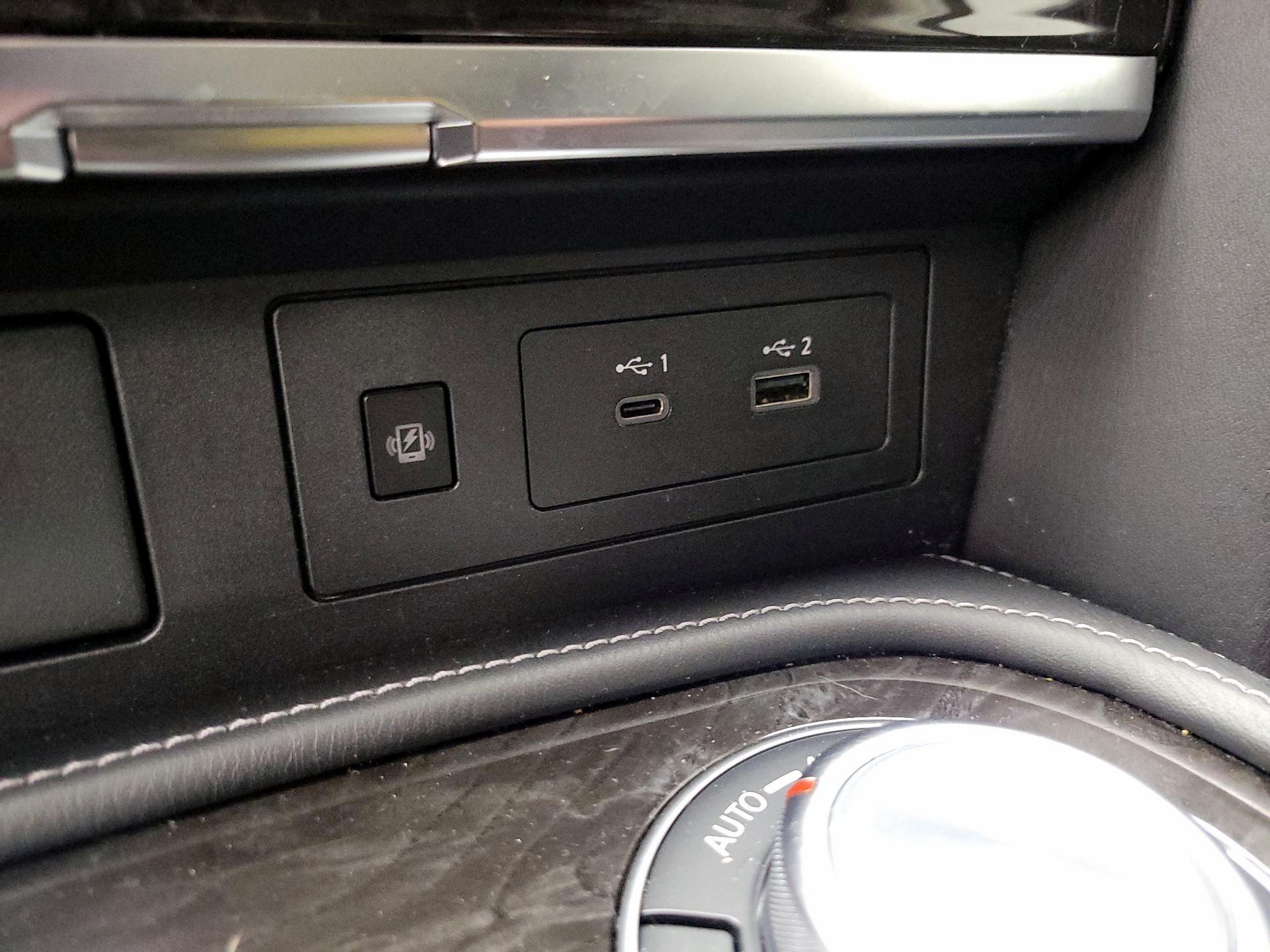 Thumbnail: 2024 INFINITI QX80 - 19