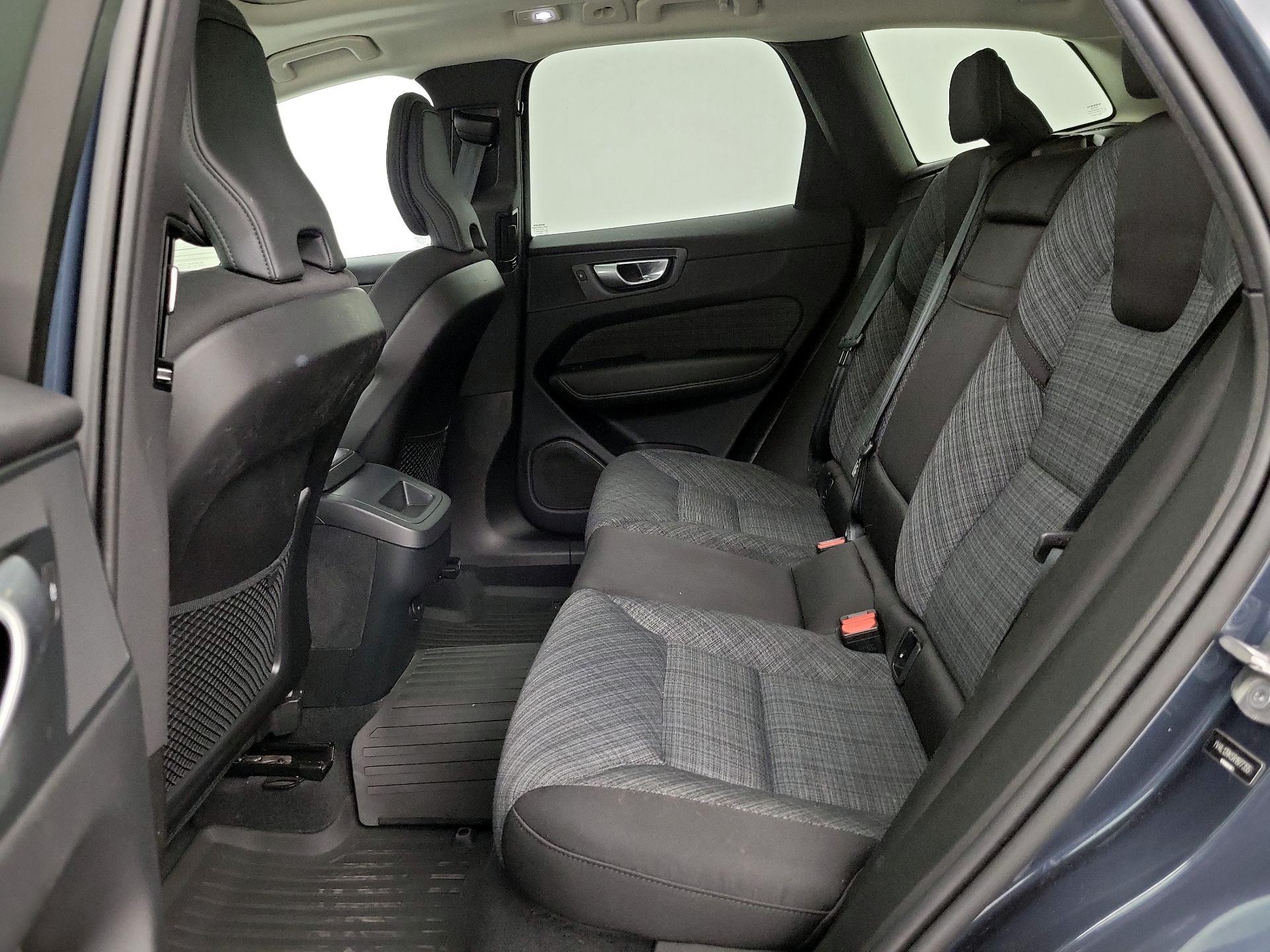 Thumbnail: 2024 Volvo XC60 - 18