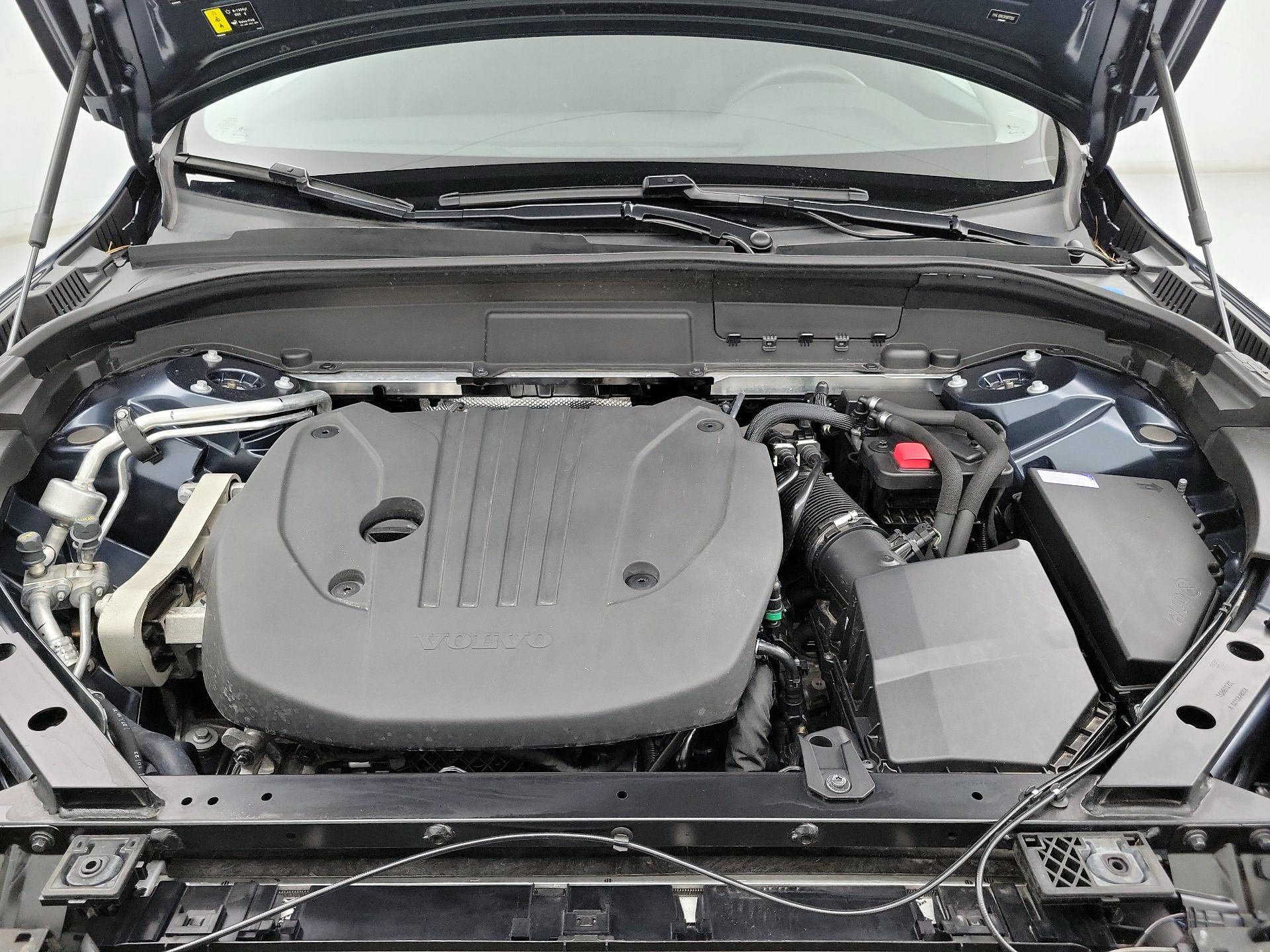 Thumbnail: 2024 Volvo XC60 - 20