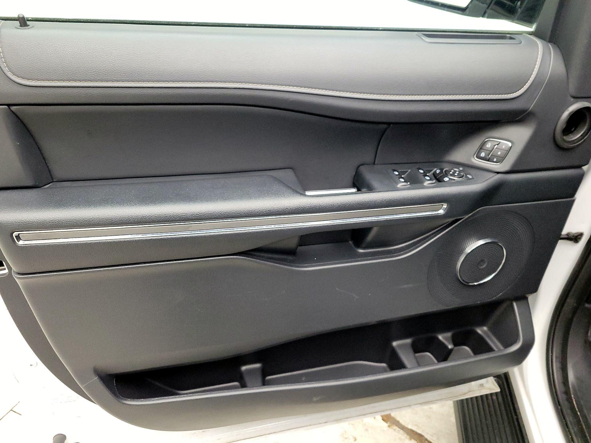 Thumbnail: 2024 Ford Expedition - 12