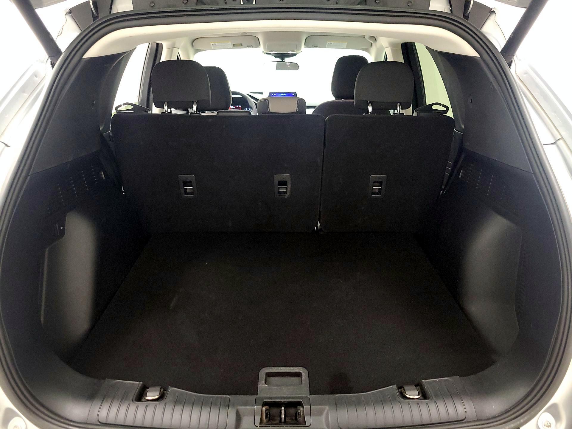 Thumbnail: 2022 Ford Escape - 20