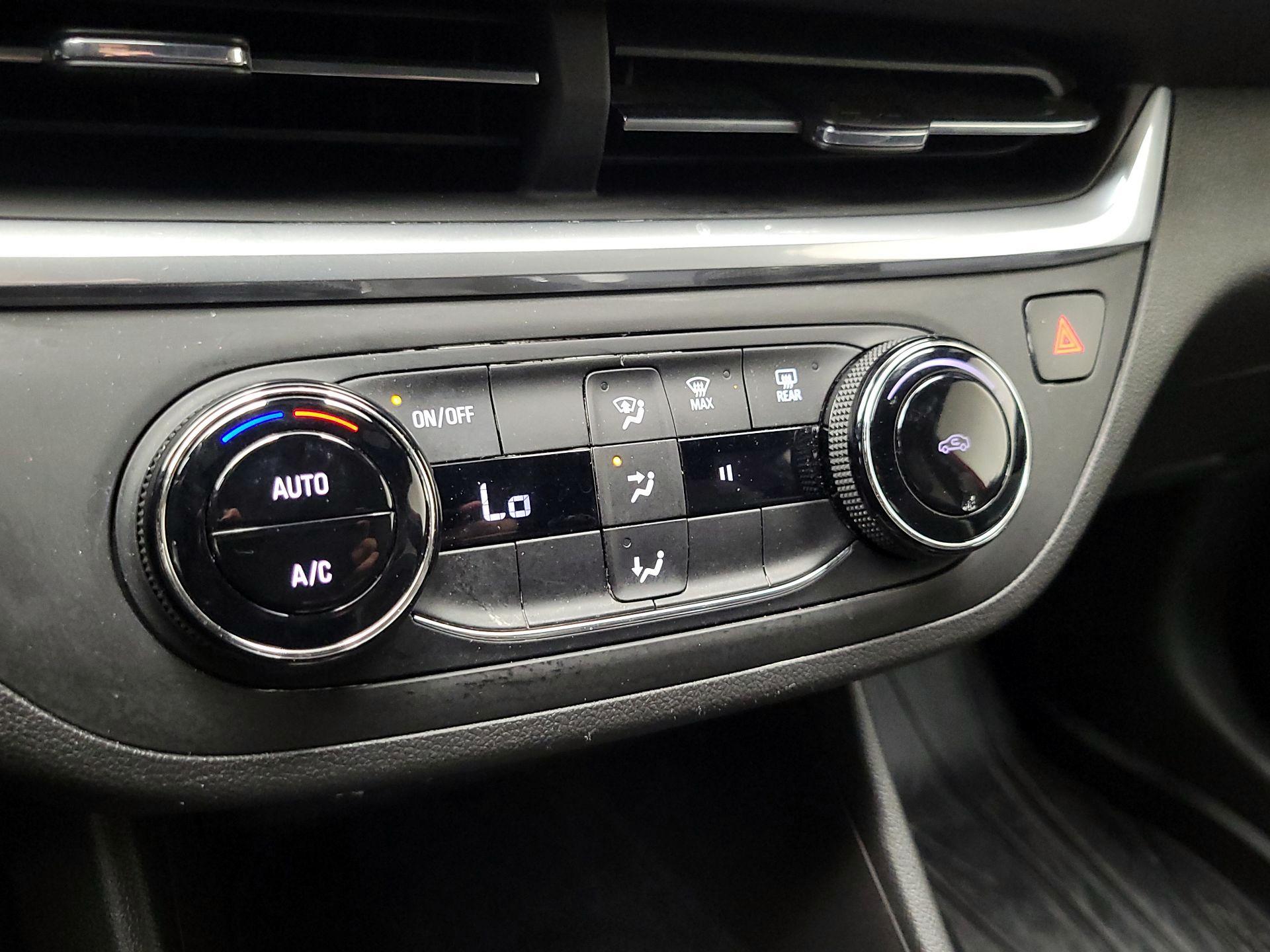 Thumbnail: 2024 Buick Envista - 16