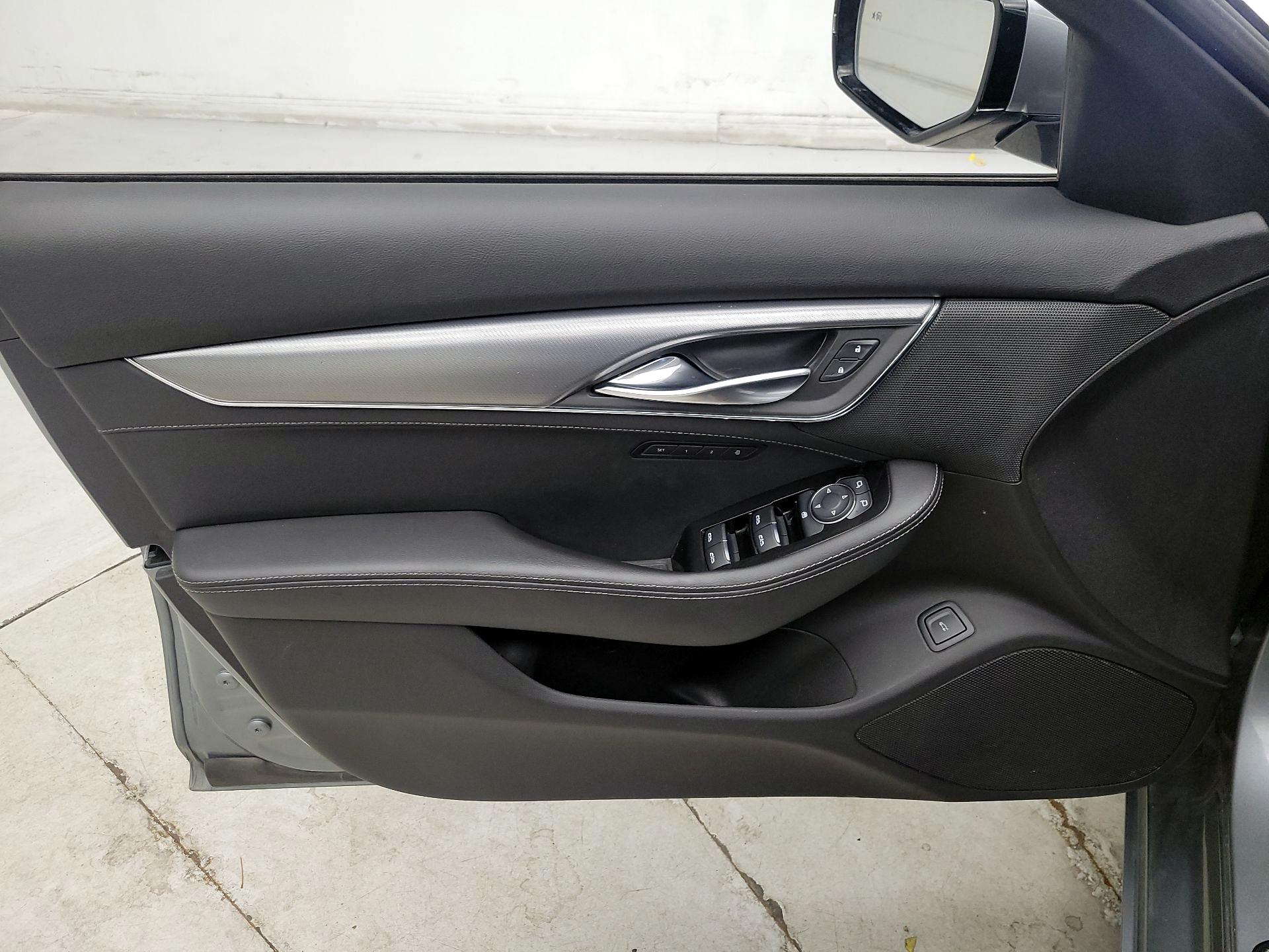 Thumbnail: 2023 Cadillac CT5 - 12