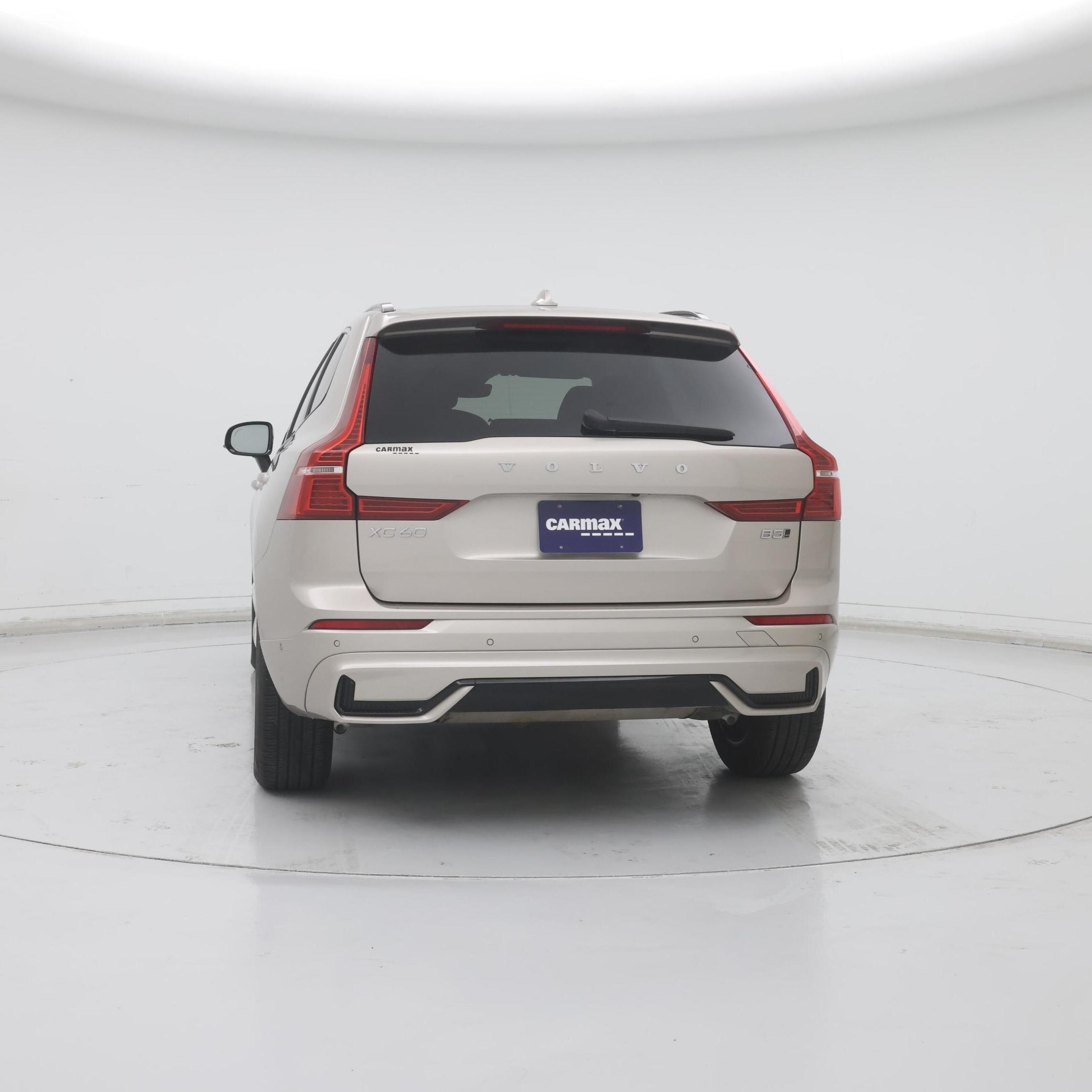 Thumbnail: 2025 Volvo XC60 - 6