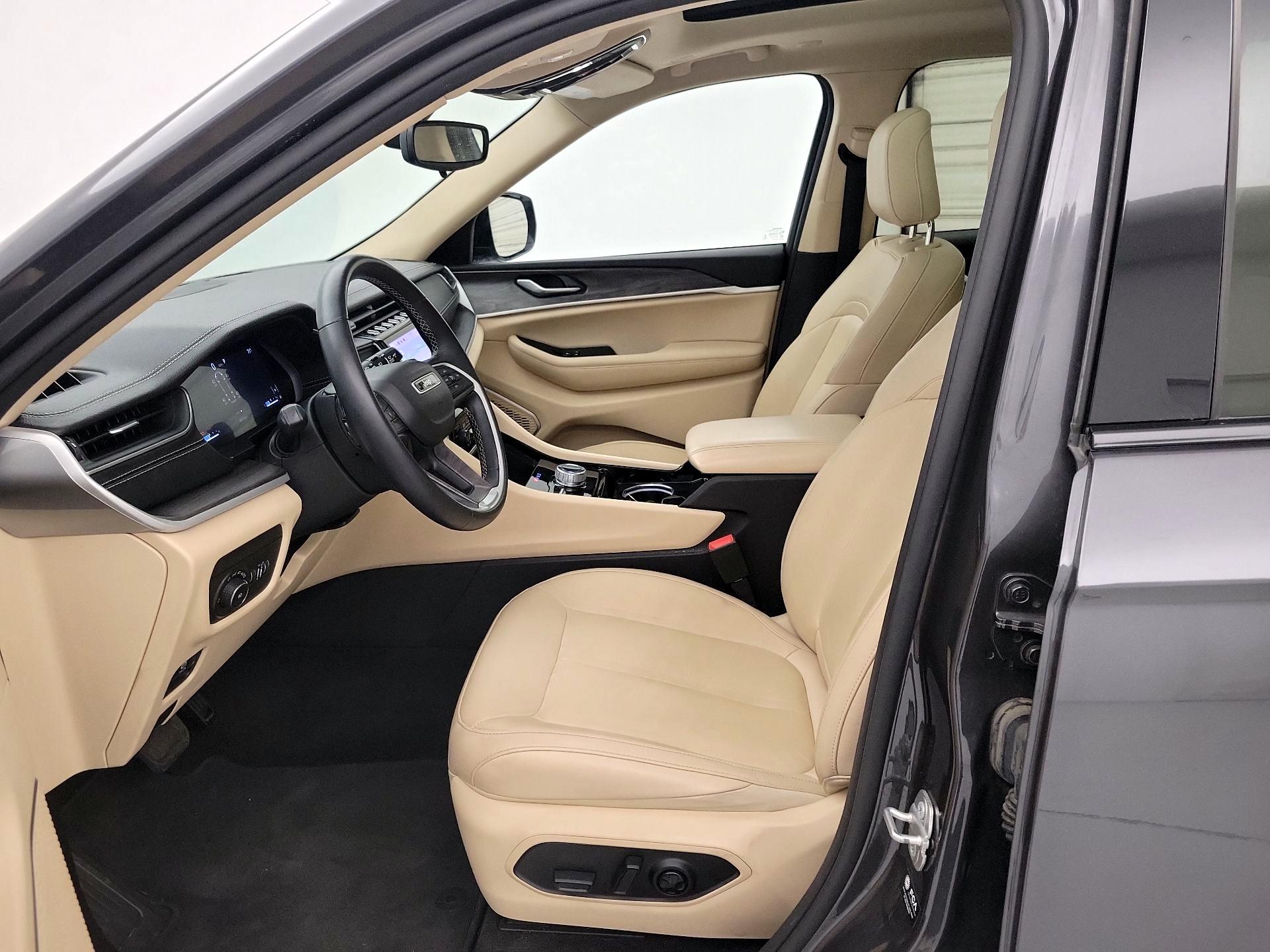 Thumbnail: 2021 Jeep Grand Cherokee L - 11