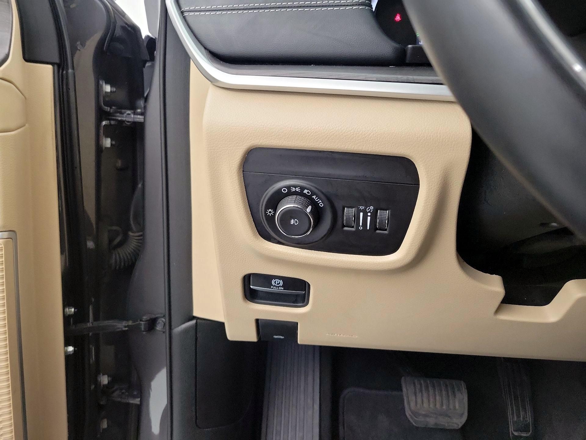 Thumbnail: 2021 Jeep Grand Cherokee L - 13