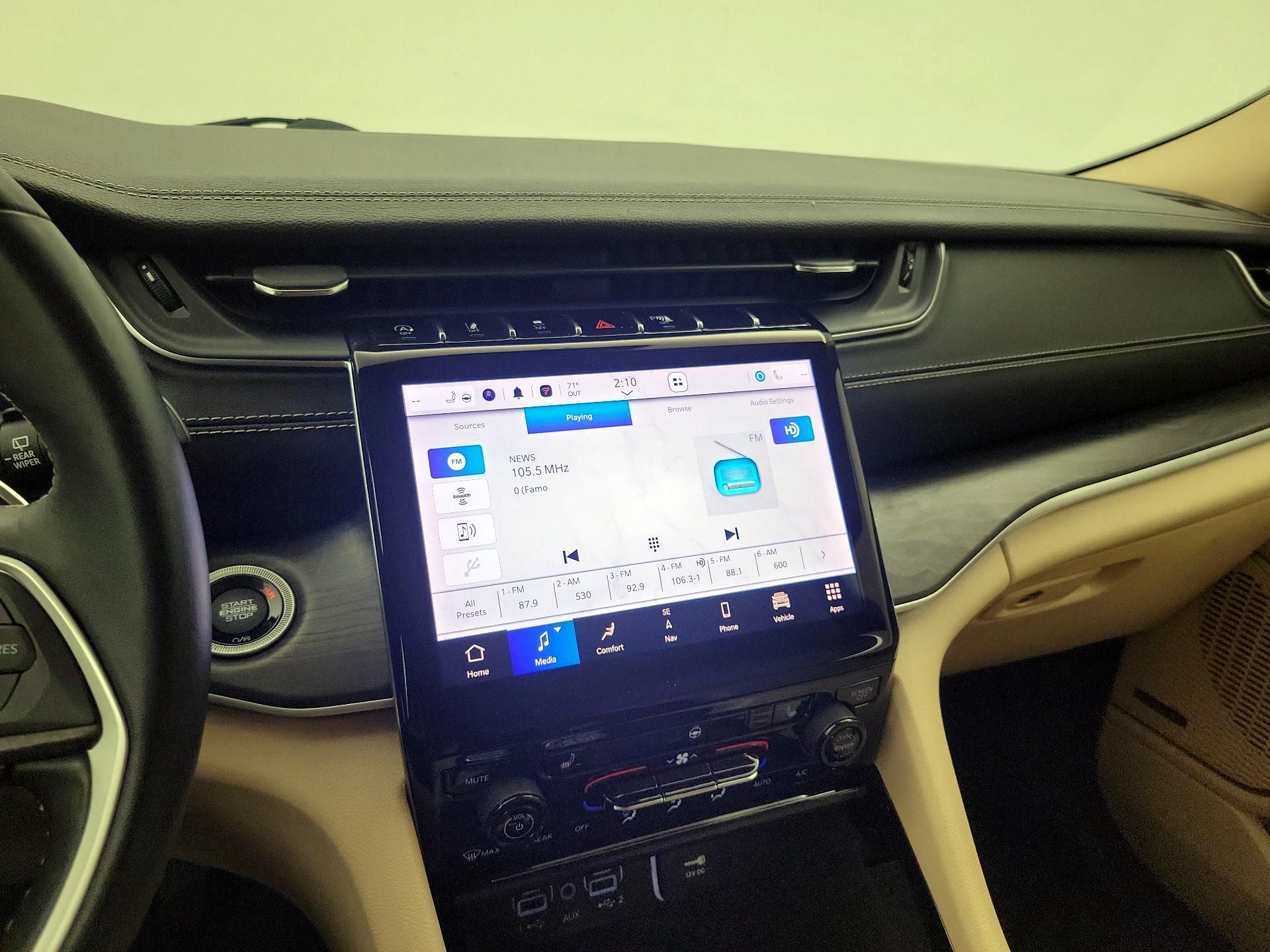 Thumbnail: 2021 Jeep Grand Cherokee L - 16