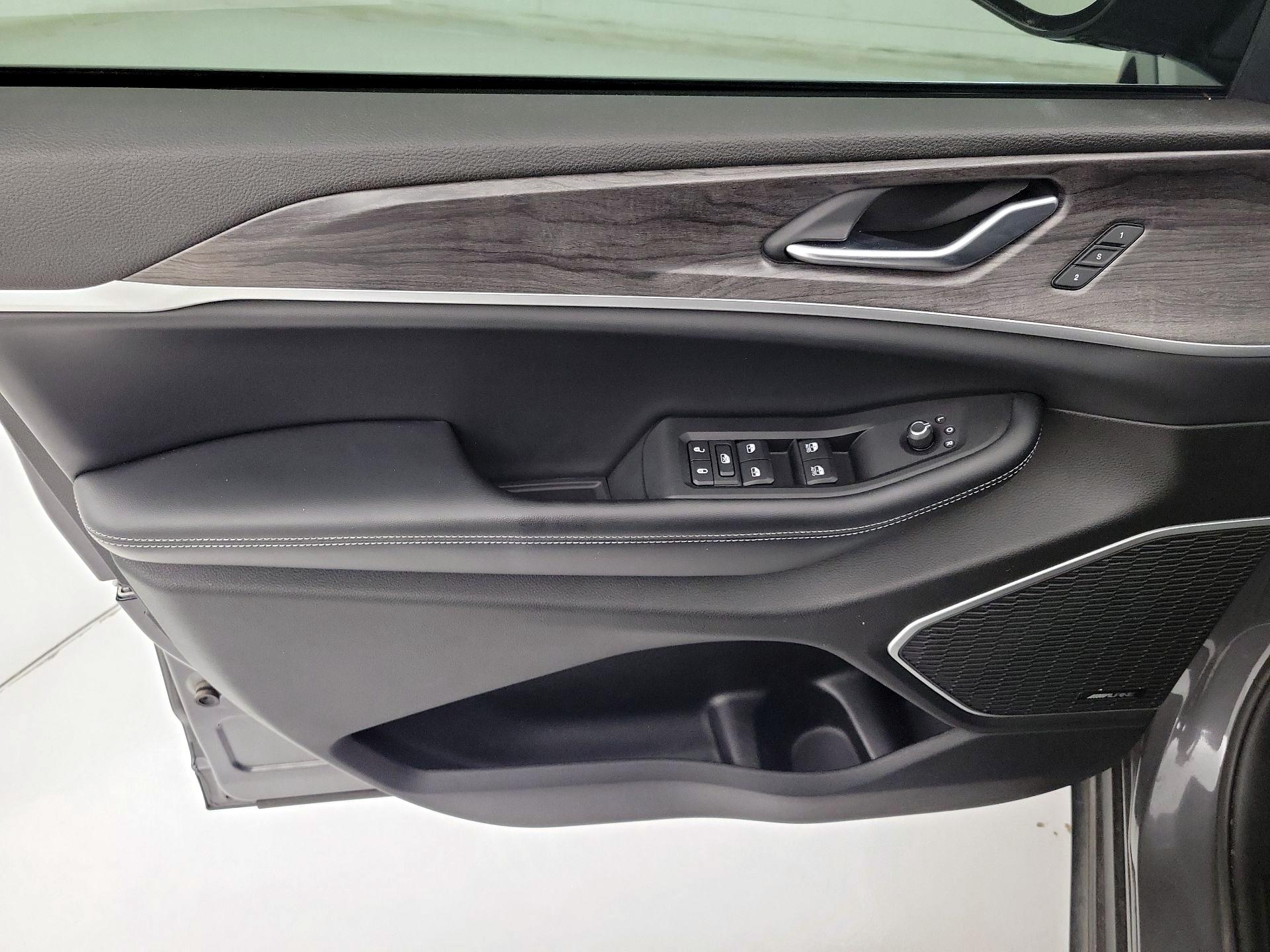 Thumbnail: 2022 Jeep Grand Cherokee L - 12