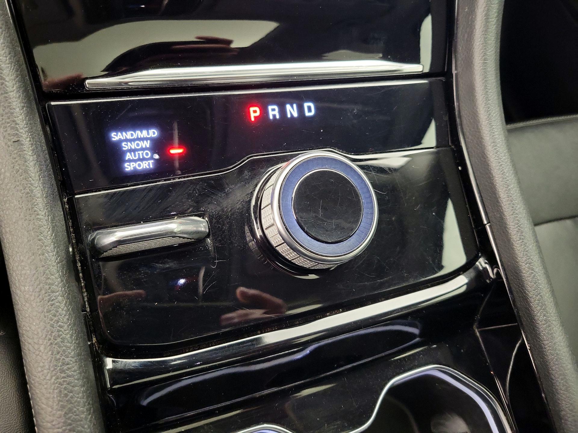 Thumbnail: 2022 Jeep Grand Cherokee L - 18