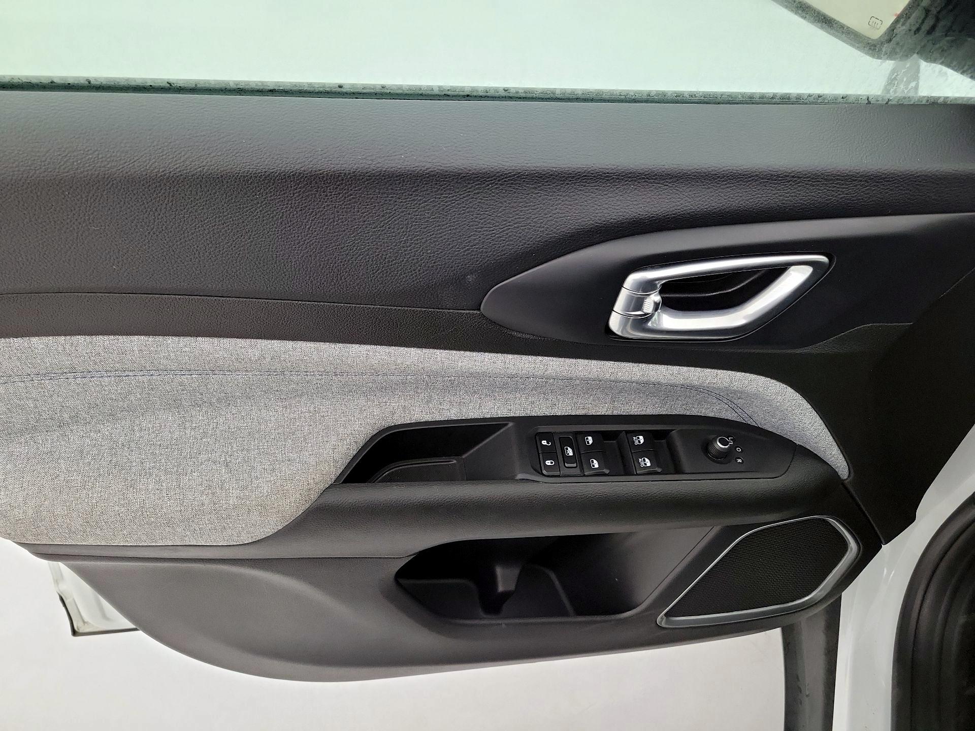 Thumbnail: 2025 Jeep Compass - 12