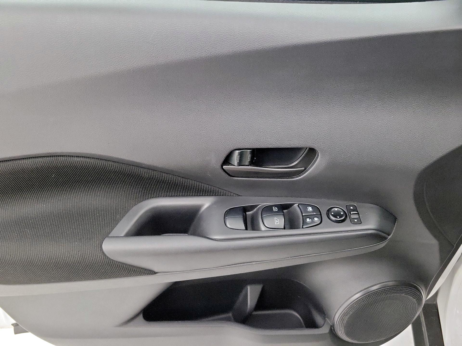 Thumbnail: 2024 Nissan Kicks - 12