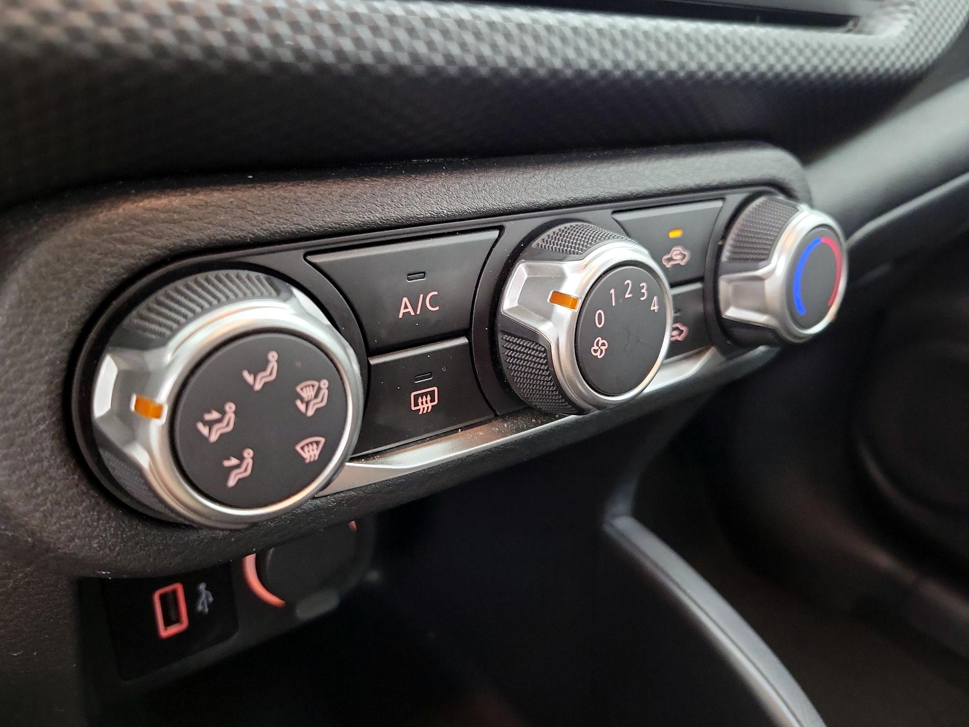 Thumbnail: 2024 Nissan Kicks - 16