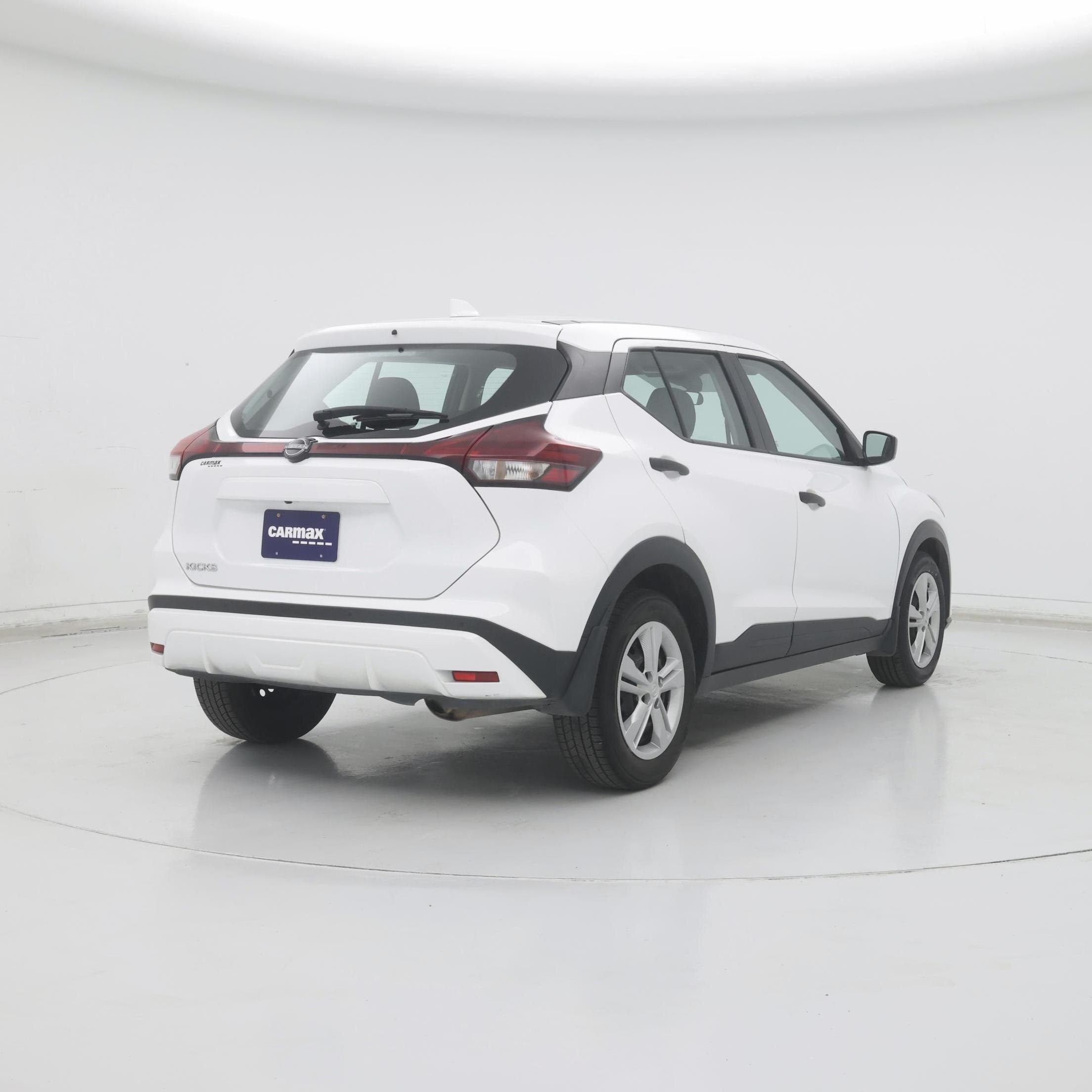 Thumbnail: 2024 Nissan Kicks - 8