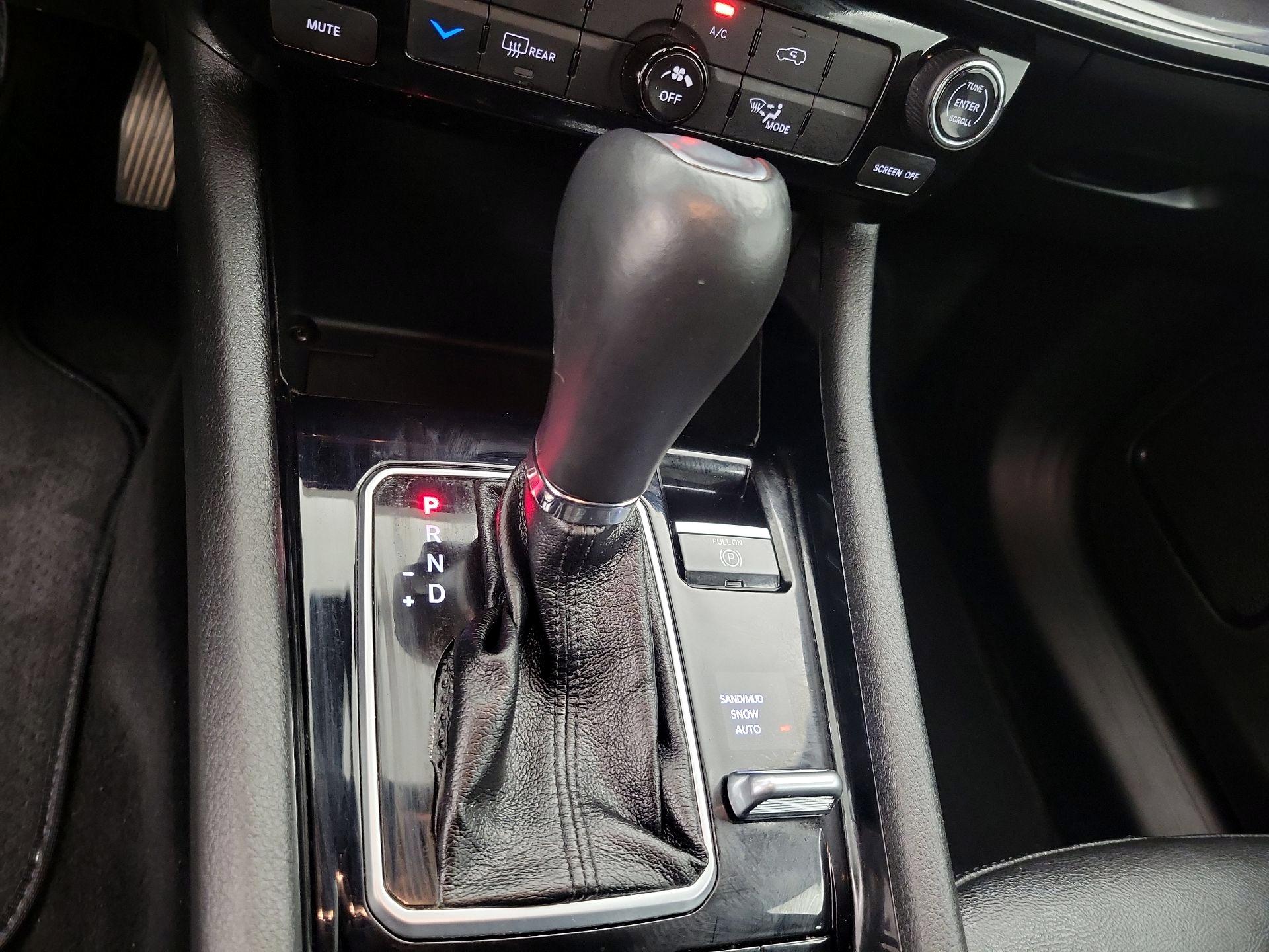 Thumbnail: 2023 Jeep Compass - 17